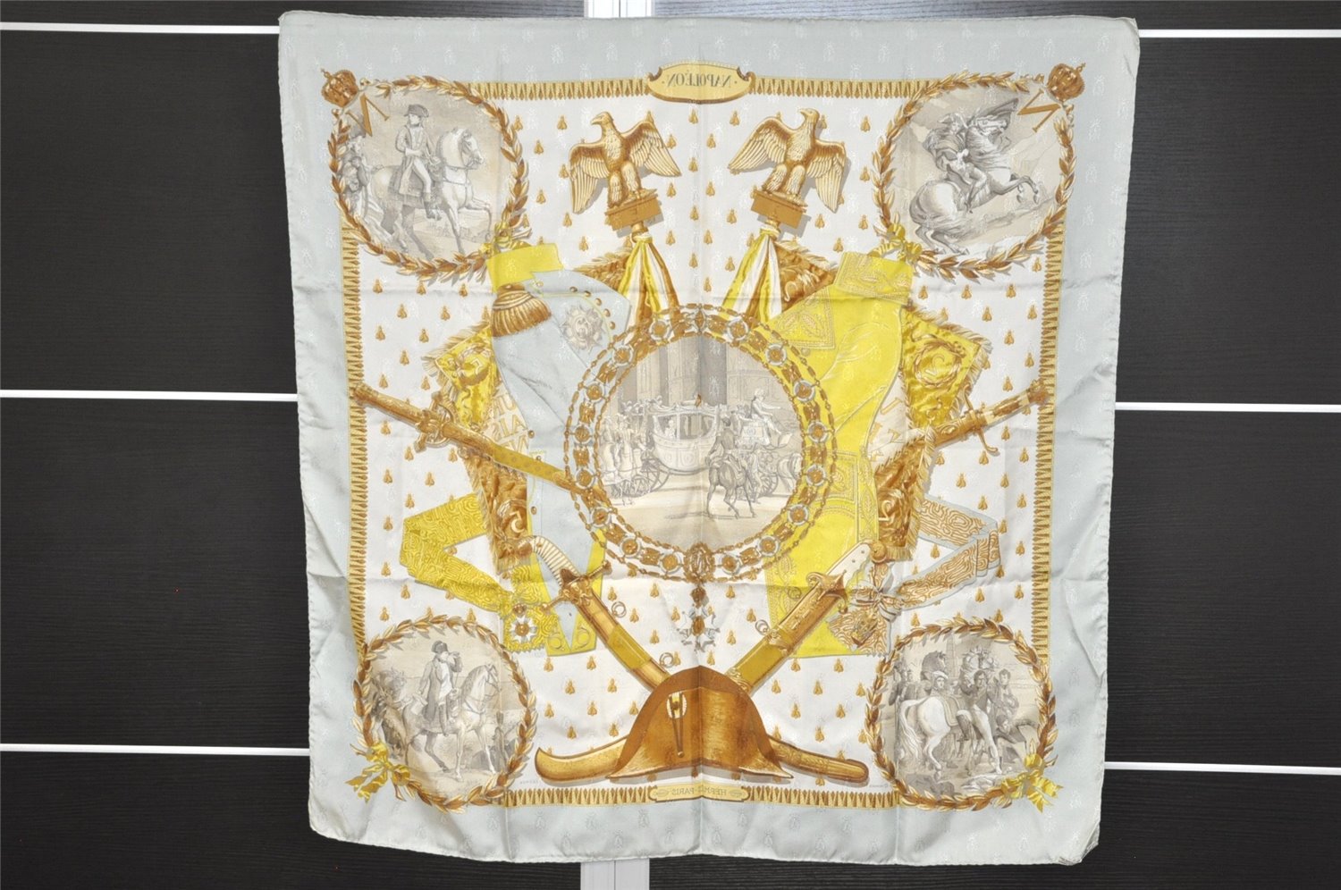 Authentic HERMES Carre 90 Scarf 