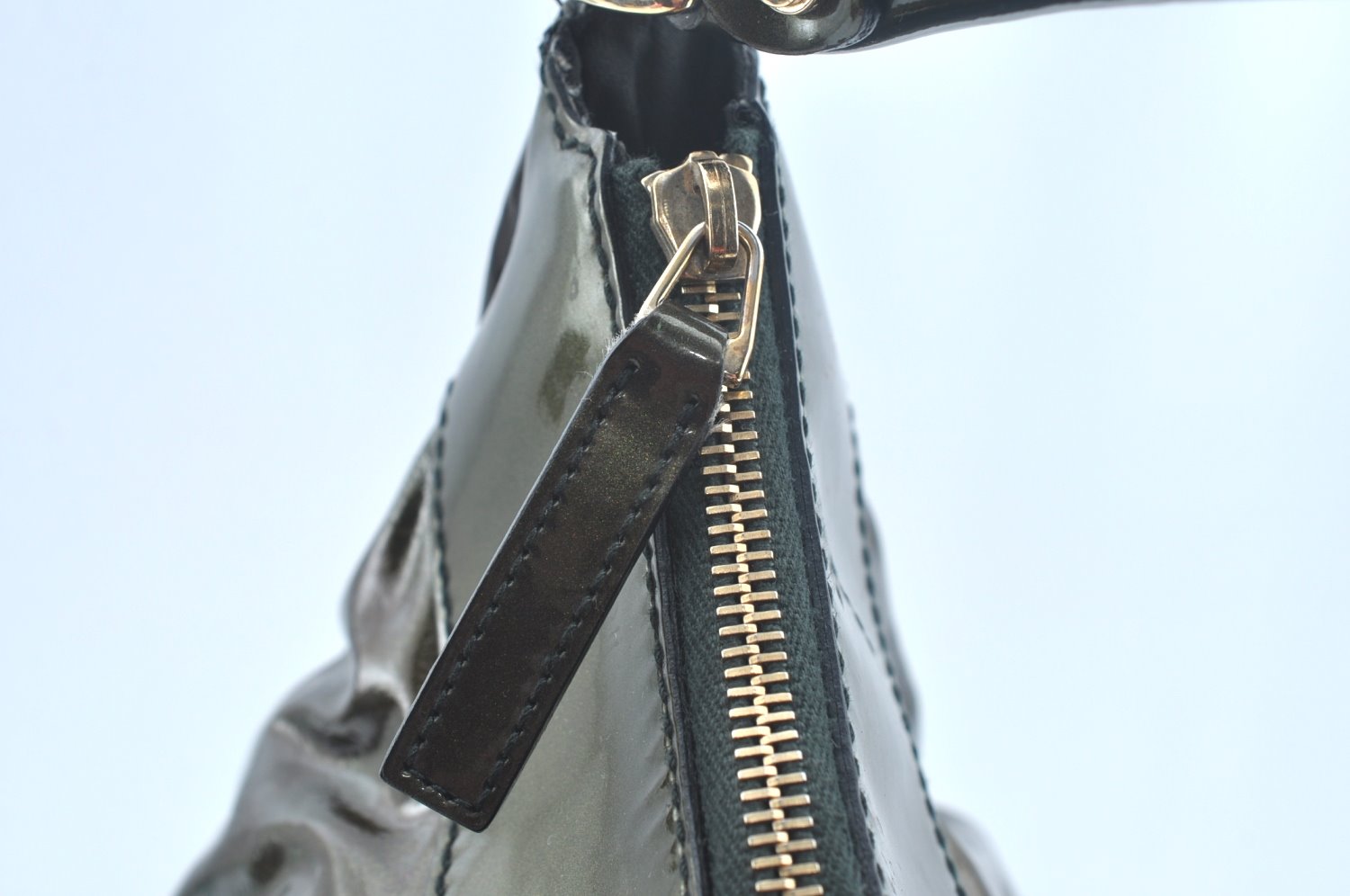 Authentic GUCCI Vintage Abbey Shoulder Hand Bag Enamel 189833 Khaki Green 6557J