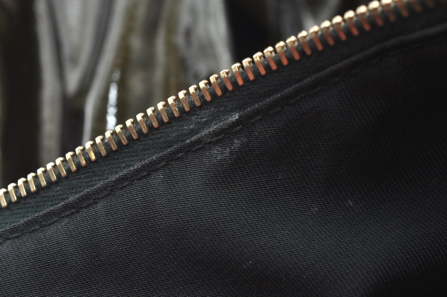 Authentic GUCCI Vintage Abbey Shoulder Hand Bag Enamel 189833 Khaki Green 6557J