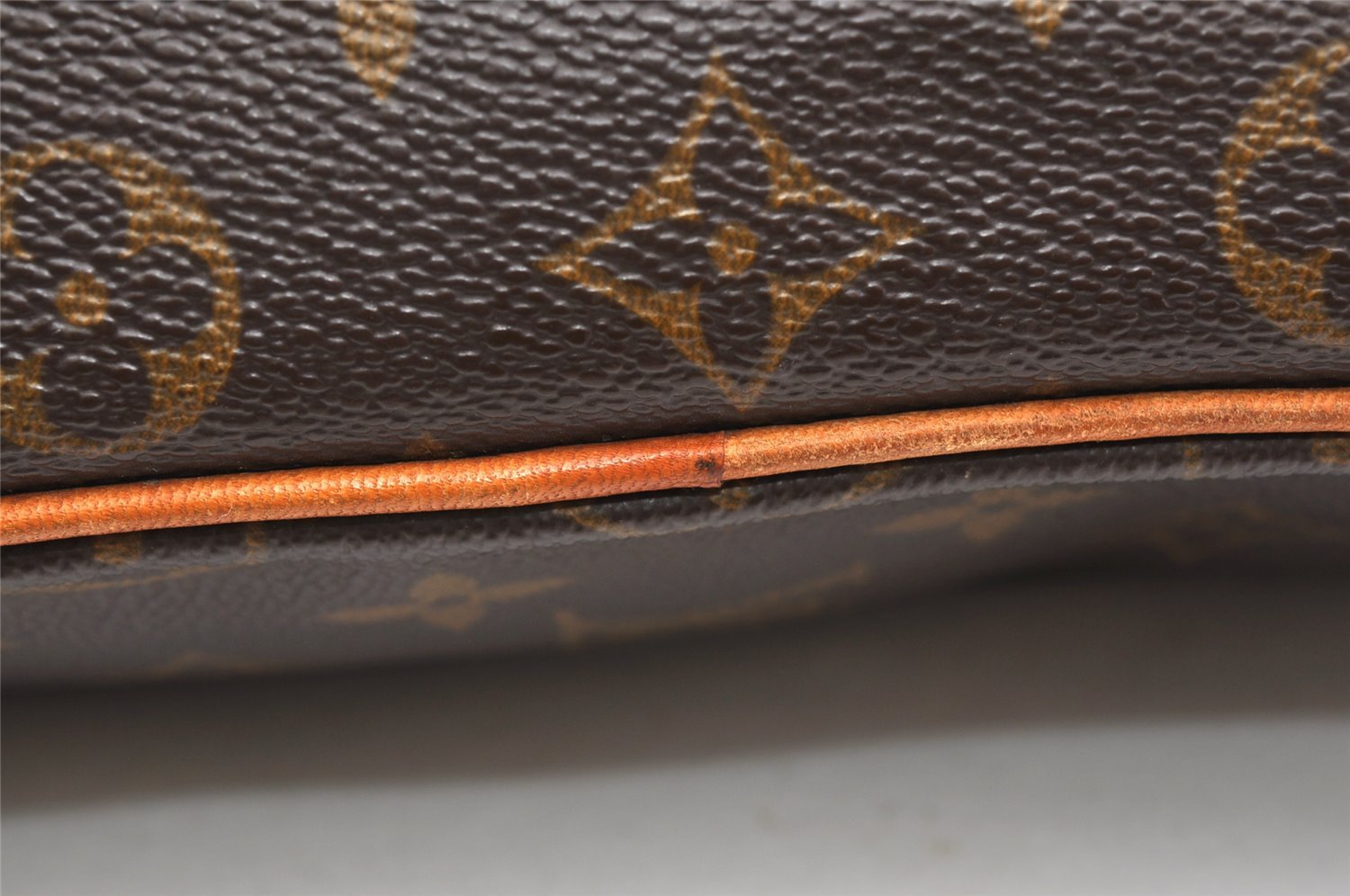 Authentic Louis Vuitton Monogram Trocadero 30 Shoulder Cross Bag M51272 LV 6572K