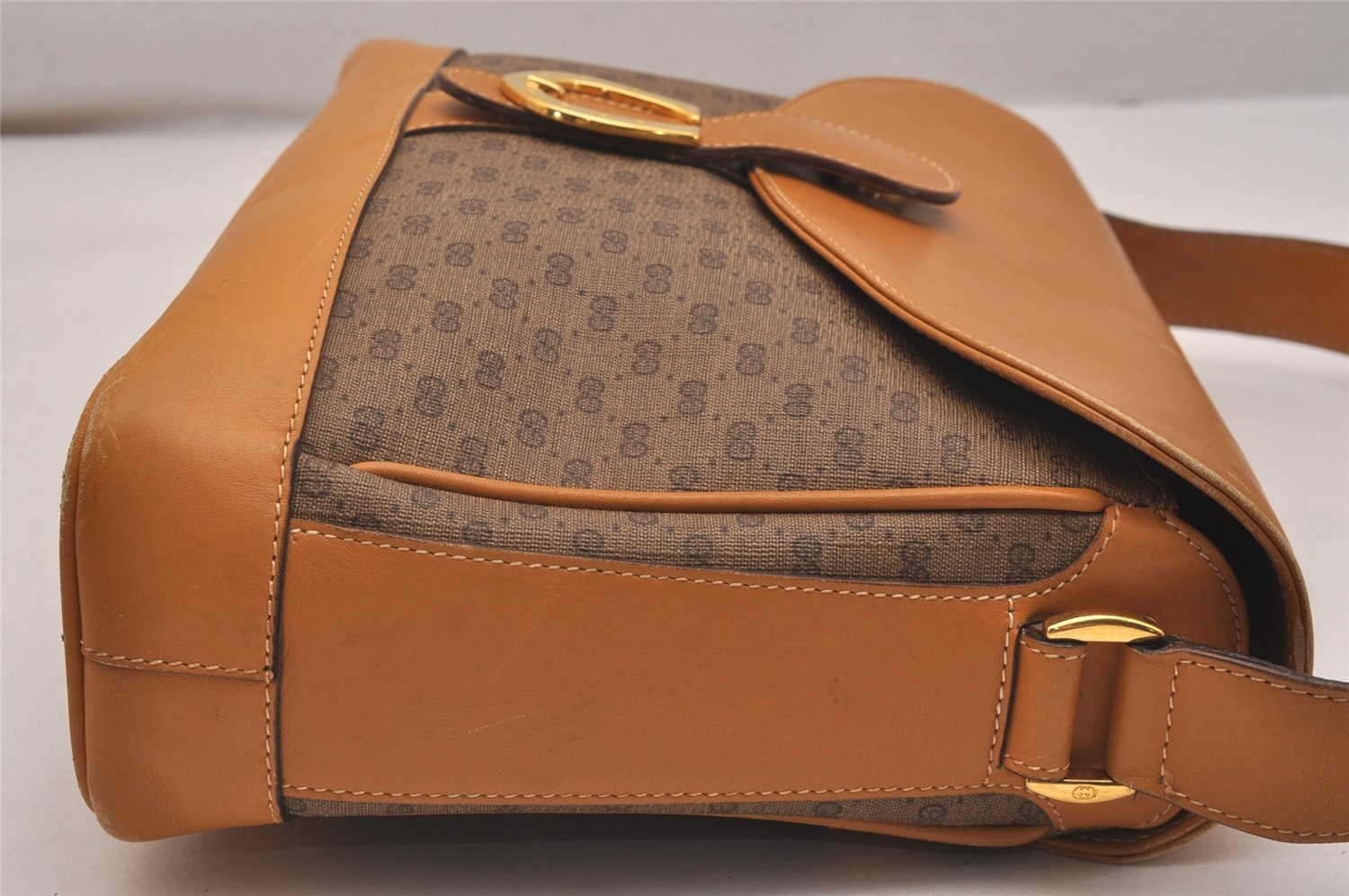 Authentic GUCCI Micro GG PVC Leather Shoulder Cross Body Bag Purse Brown 6574J