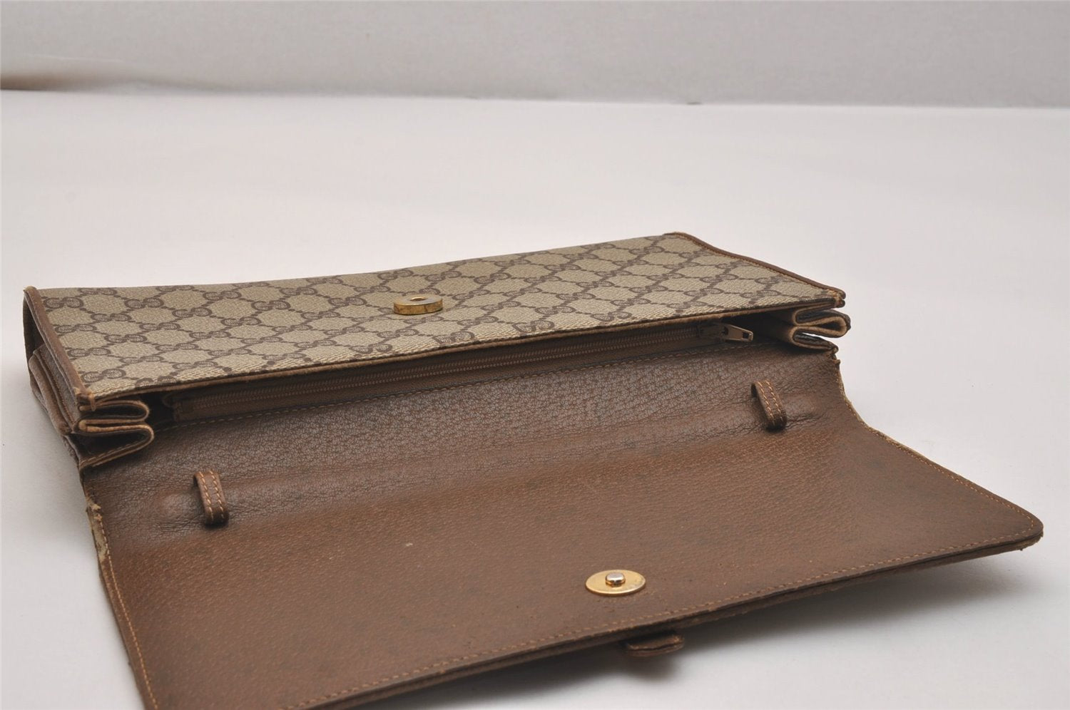 Authentic GUCCI Shoulder Cross Body Bag Purse GG PVC Leather Brown Junk 6576J