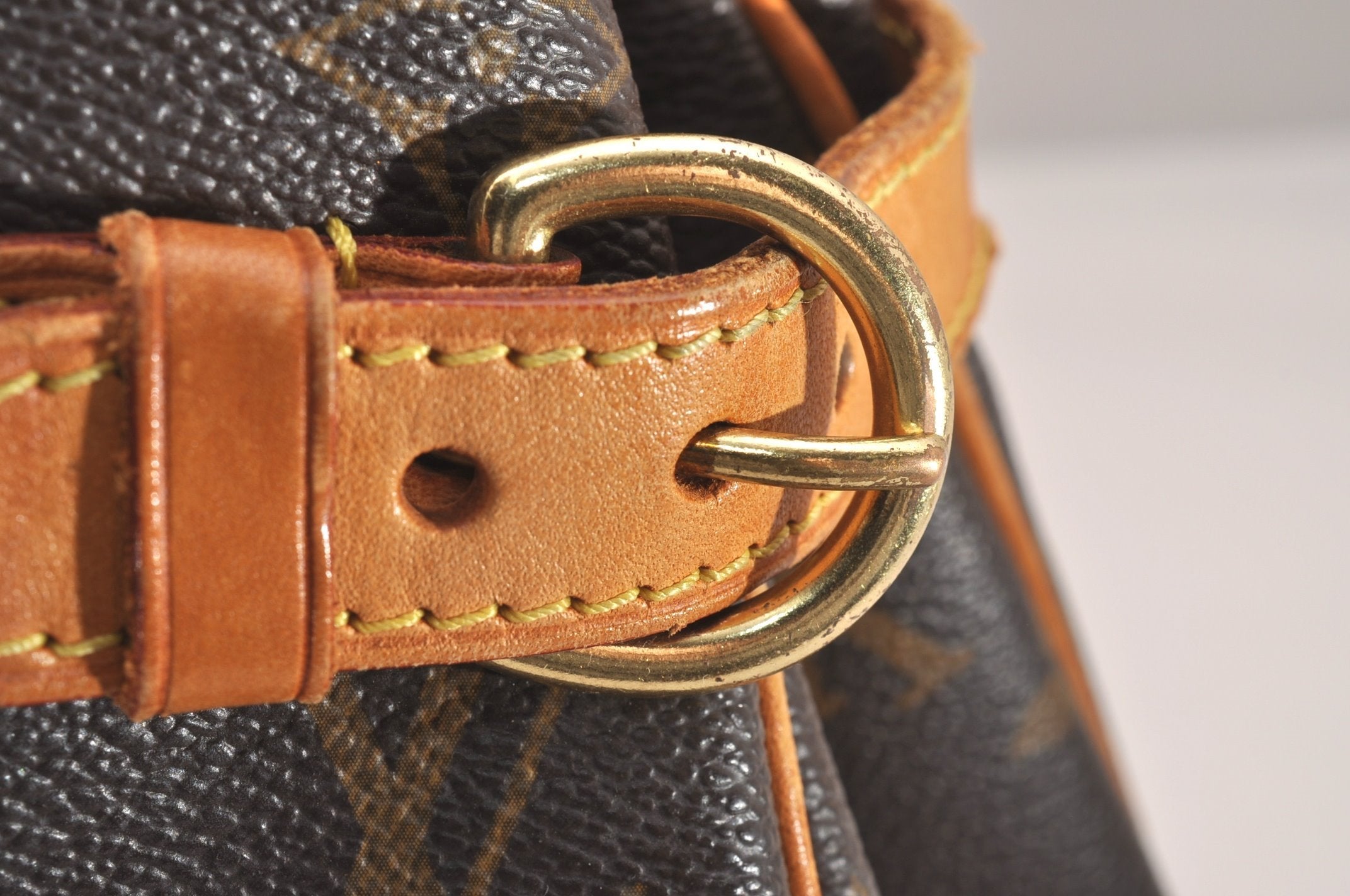 Authentic Louis Vuitton Monogram Batignolles Horizontal Tote Bag M51154 LV 6584J