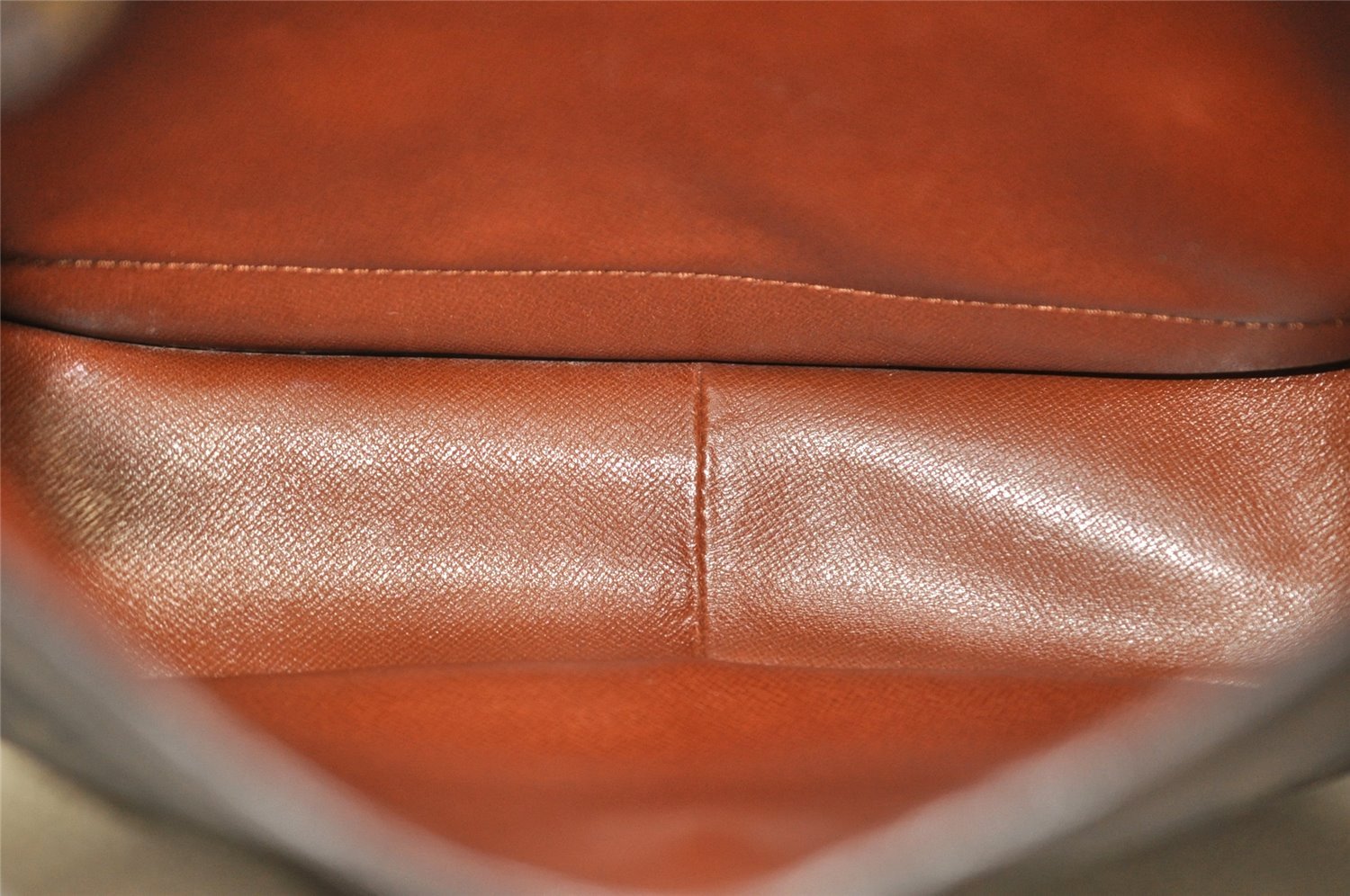 Authentic Louis Vuitton Monogram Saint Cloud GM M51242 Shoulder Cross Bag 6588I