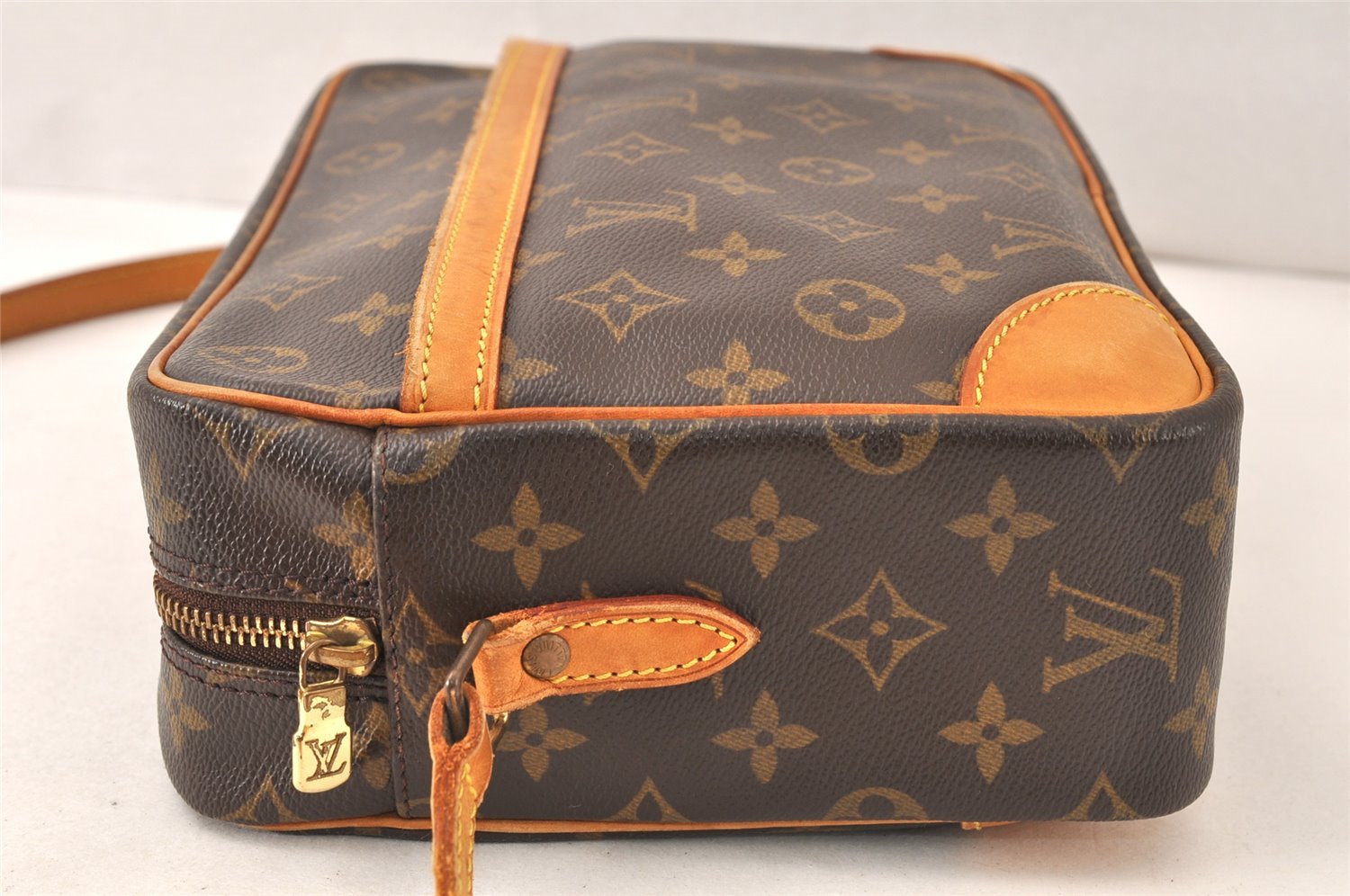 Authentic Louis Vuitton Monogram Trocadero 30 Shoulder Cross Bag M51272 LV 6589K