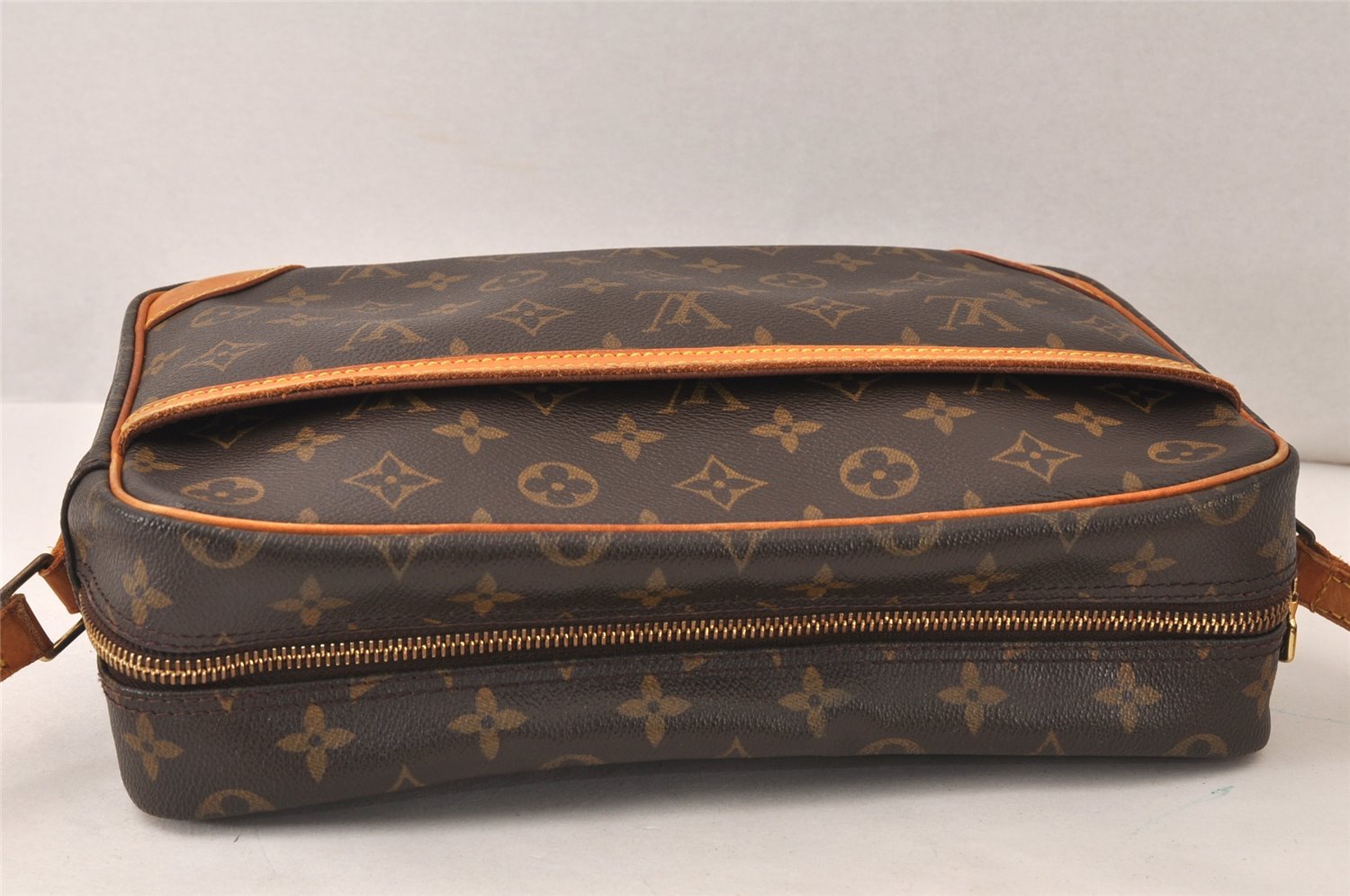 Authentic Louis Vuitton Monogram Trocadero 30 Shoulder Cross Bag M51272 LV 6589K