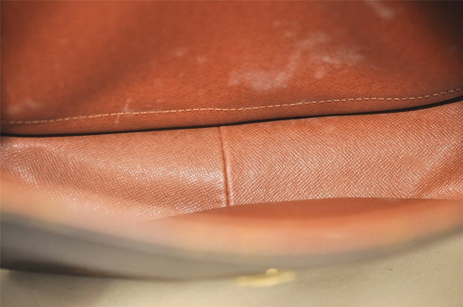 Authentic Louis Vuitton Monogram Saint Cloud GM M51242 Shoulder Cross Bag 6592I