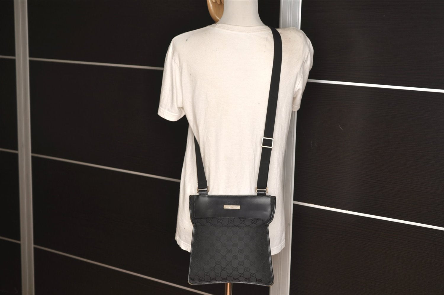 Authentic GUCCI Shoulder Cross Body Bag GG Canvas Leather 0190348 Black 6593J