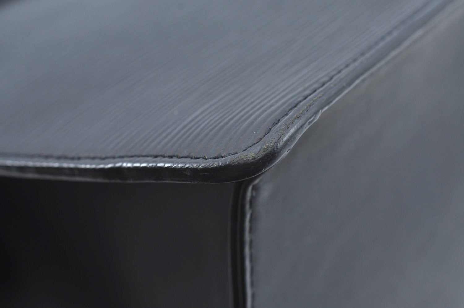 Authentic Louis Vuitton Epi Riviera Hand Bag Black M48182 LV 6594I