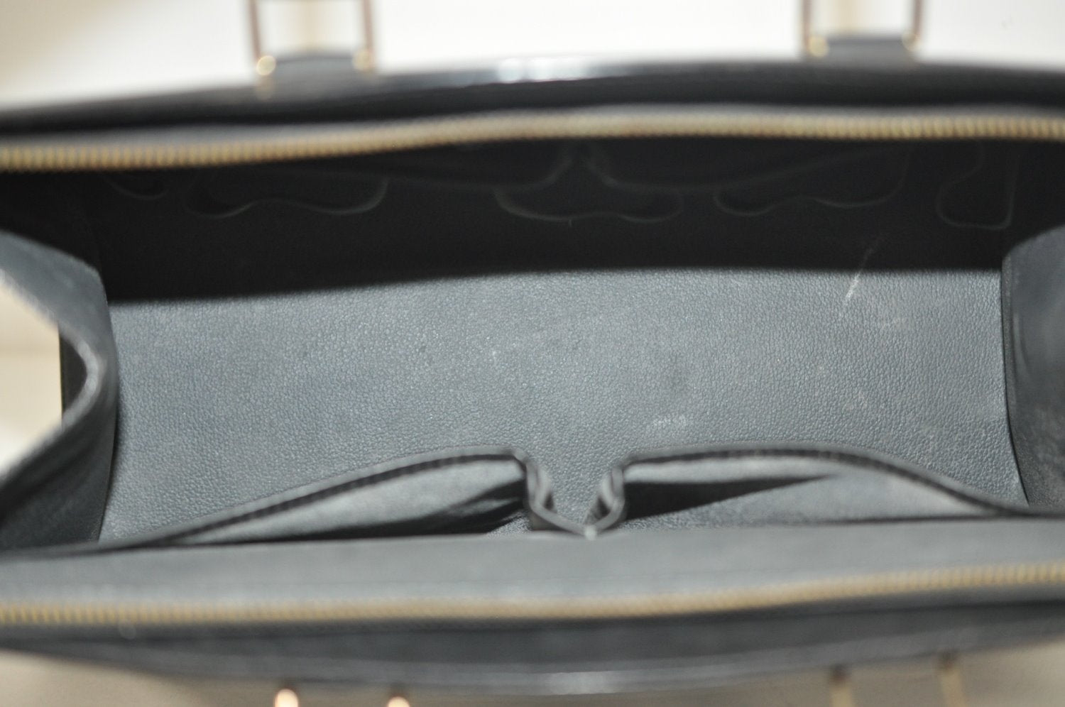 Authentic Louis Vuitton Epi Riviera Hand Bag Black M48182 LV 6594I