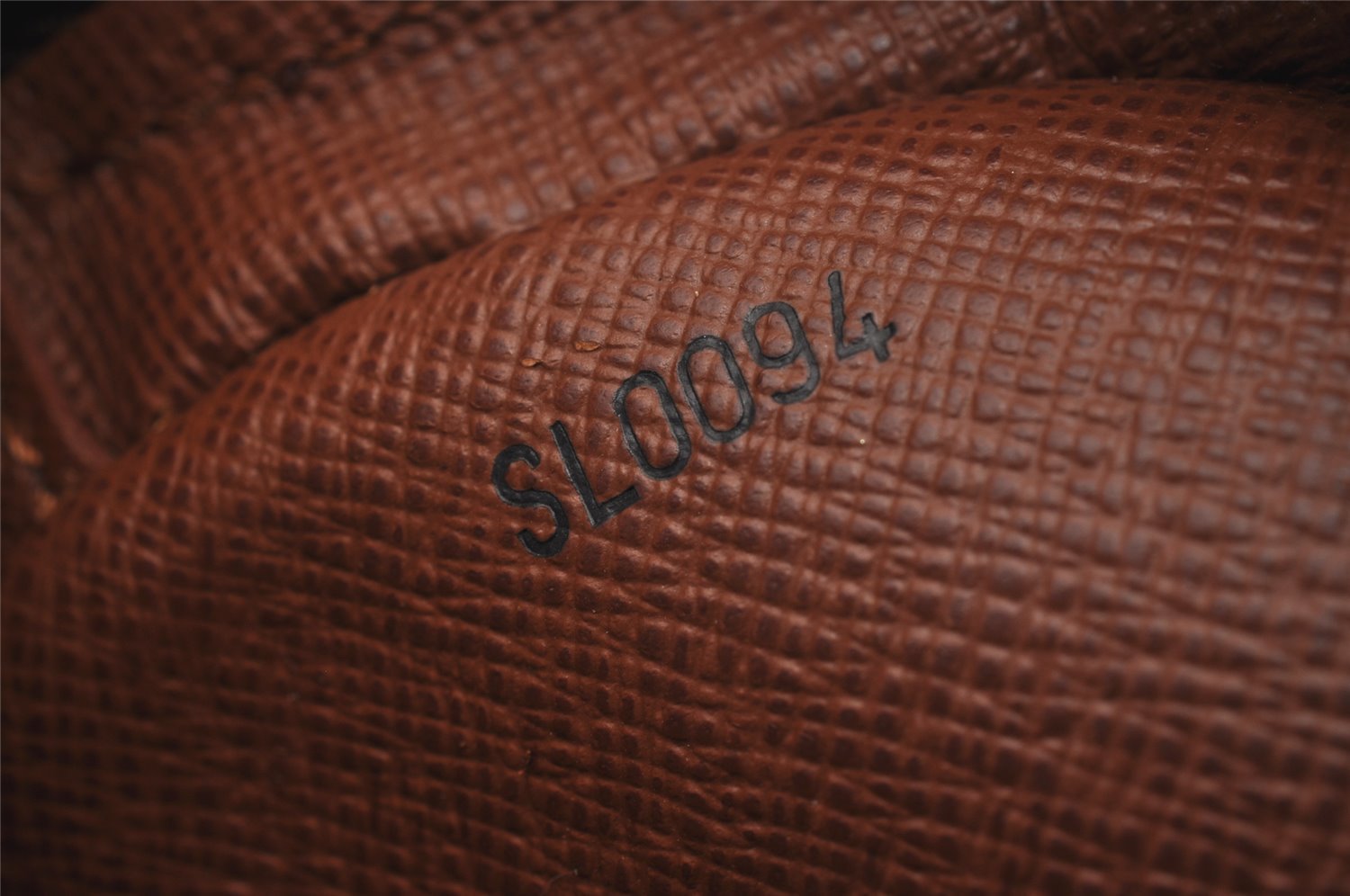 Authentic Louis Vuitton Monogram Danube Shoulder Cross Body Bag M45266 LV 6596I