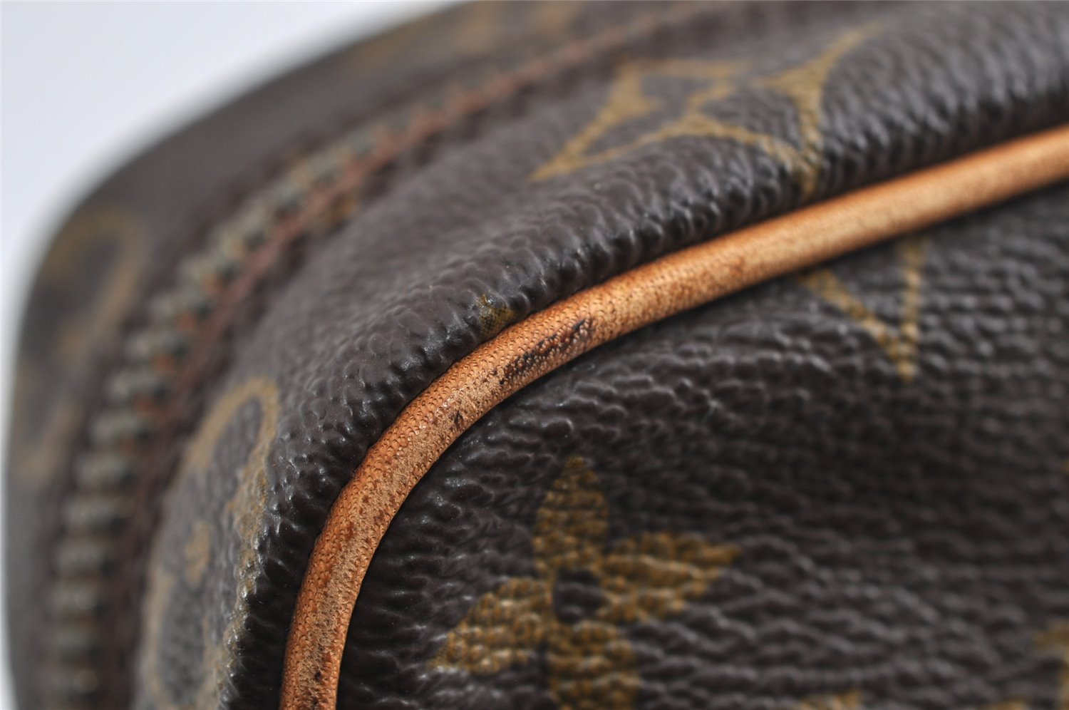 Authentic Louis Vuitton Monogram Compiegne 23 Clutch Hand Bag M51847 LV 6598I