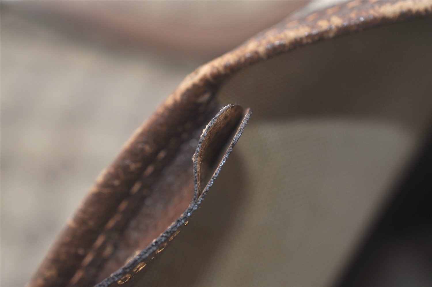 Authentic GUCCI Vintage Shoulder Tote Bag GG PVC Leather Brown Junk 6606J