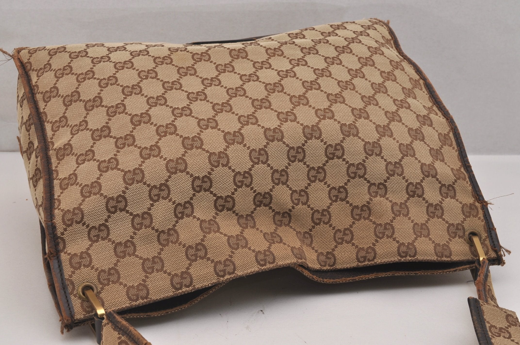 Authentic GUCCI Shoulder Cross Body Bag GG Canvas Leather 90656 Brown 6607J