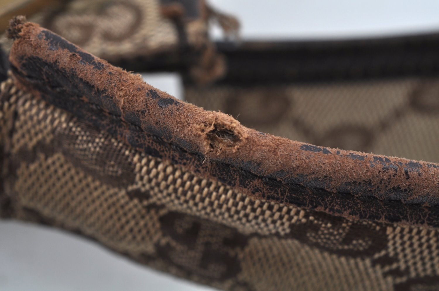 Authentic GUCCI Shoulder Cross Body Bag GG Canvas Leather 90656 Brown 6607J