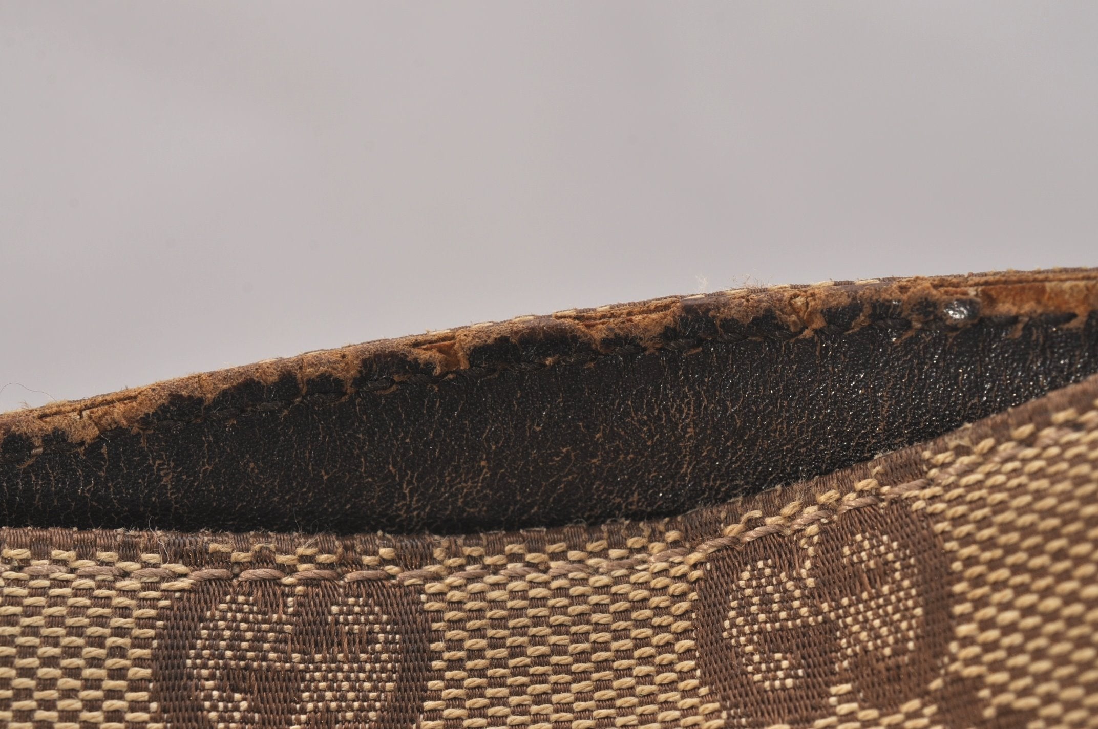 Authentic GUCCI Shoulder Cross Body Bag GG Canvas Leather 90656 Brown 6607J