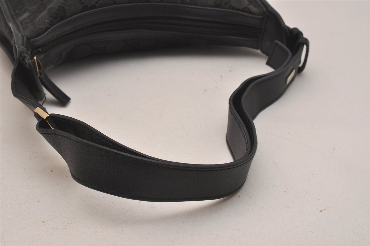 Authentic GUCCI Shoulder Hand Bag Purse GG Canvas Leather 0014206 Black 6608J