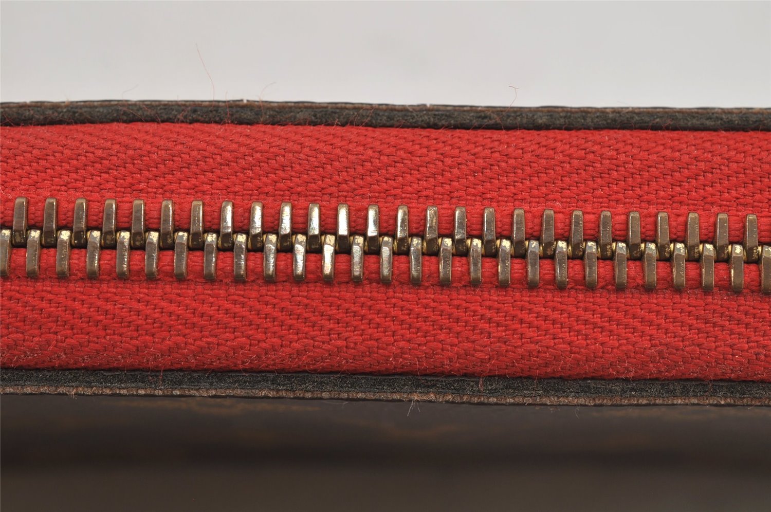Authentic Louis Vuitton Monogram Zippy Wallet Long Purse Red M62402 LV 6614J