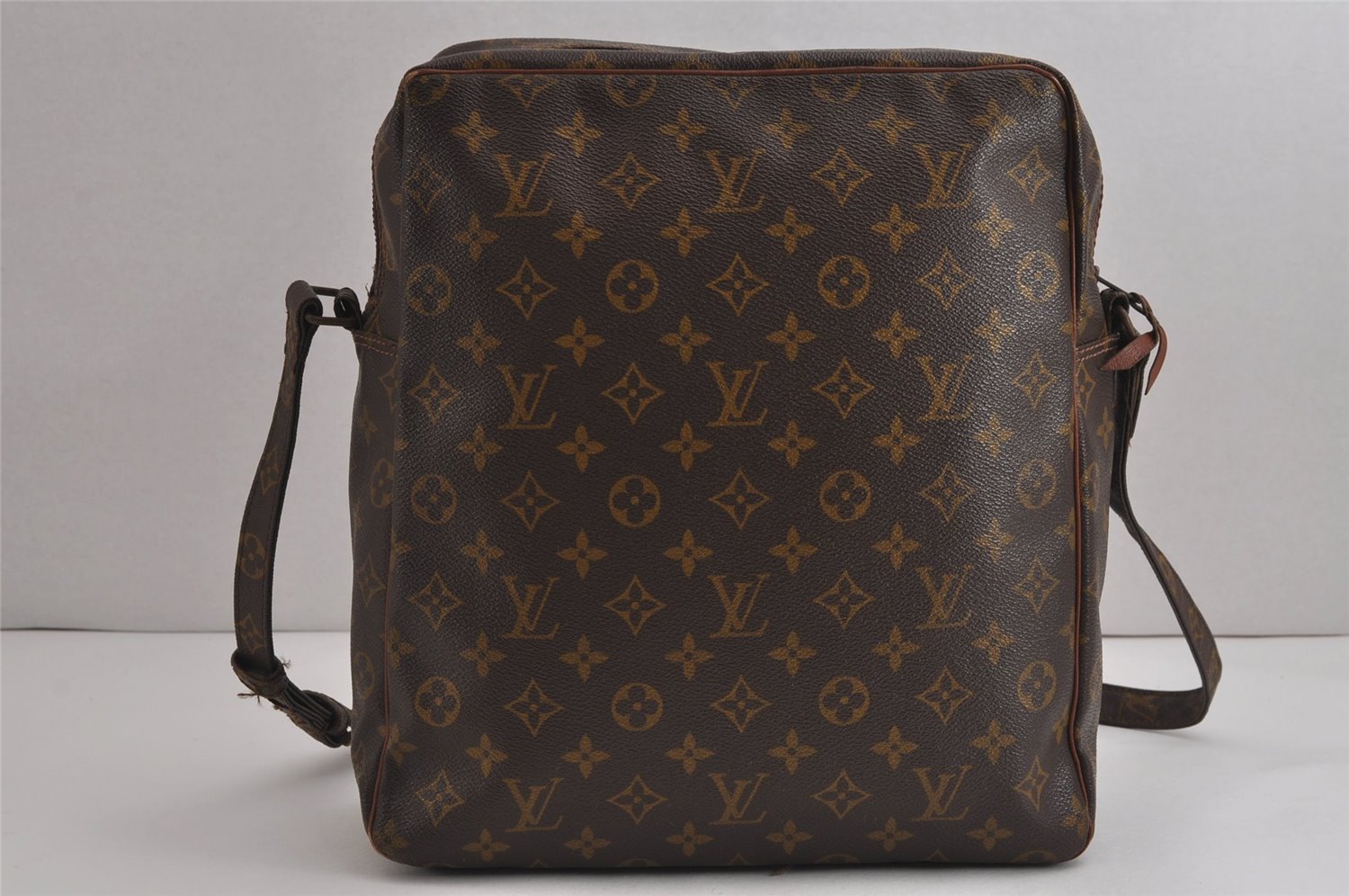 Authentic Louis Vuitton Monogram Marceau Shoulder Cross Body Bag Old Model 6616J