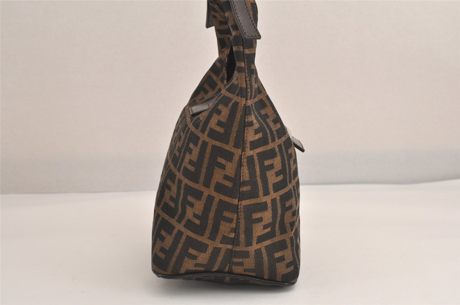 Authentic FENDI Vintage Zucca Shoulder Hand Bag Purse Canvas Leather Brown 6621M