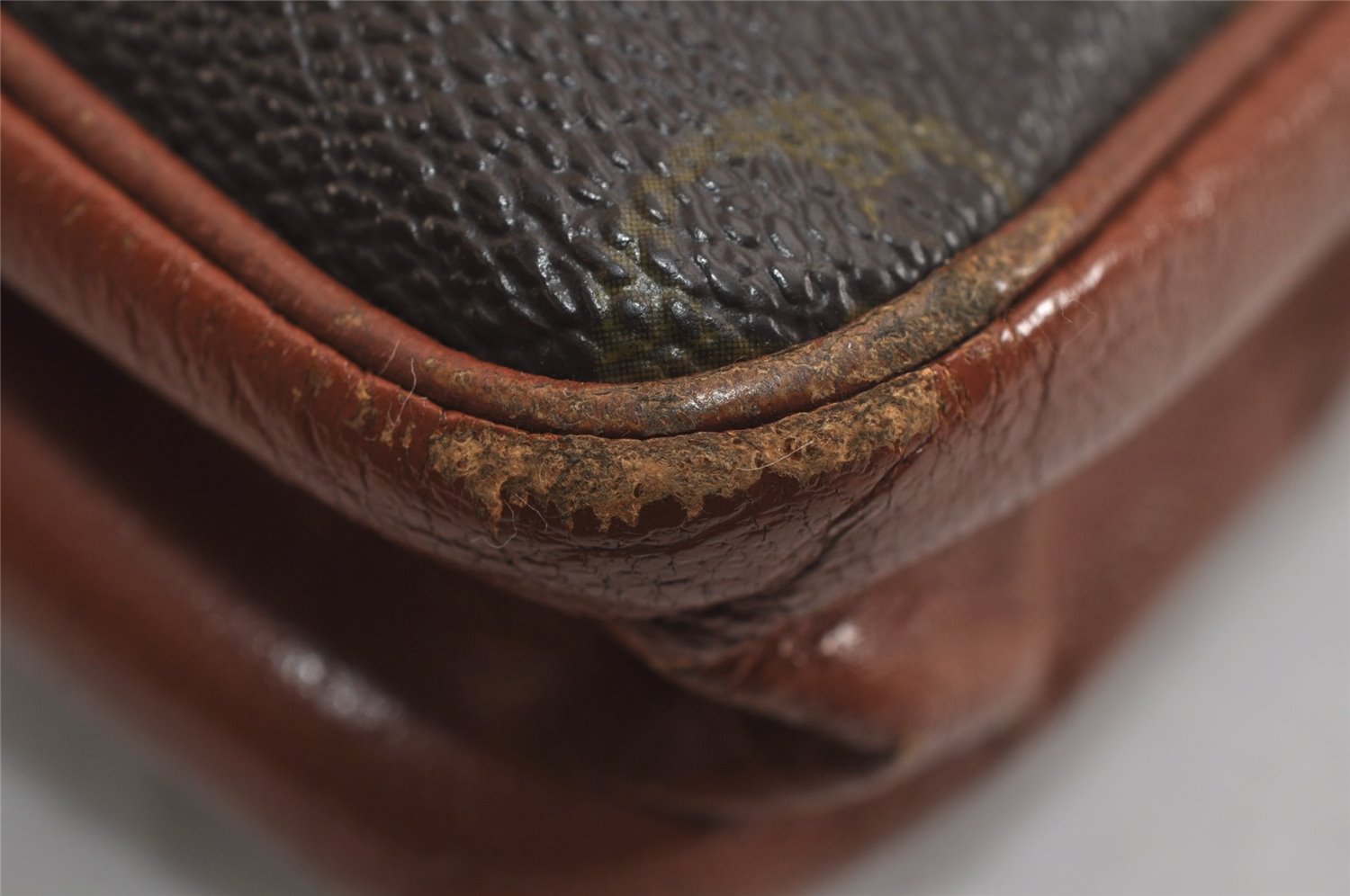 Authentic Louis Vuitton Monogram Pochette Sport Clutch Bag Old Model Junk 6631J