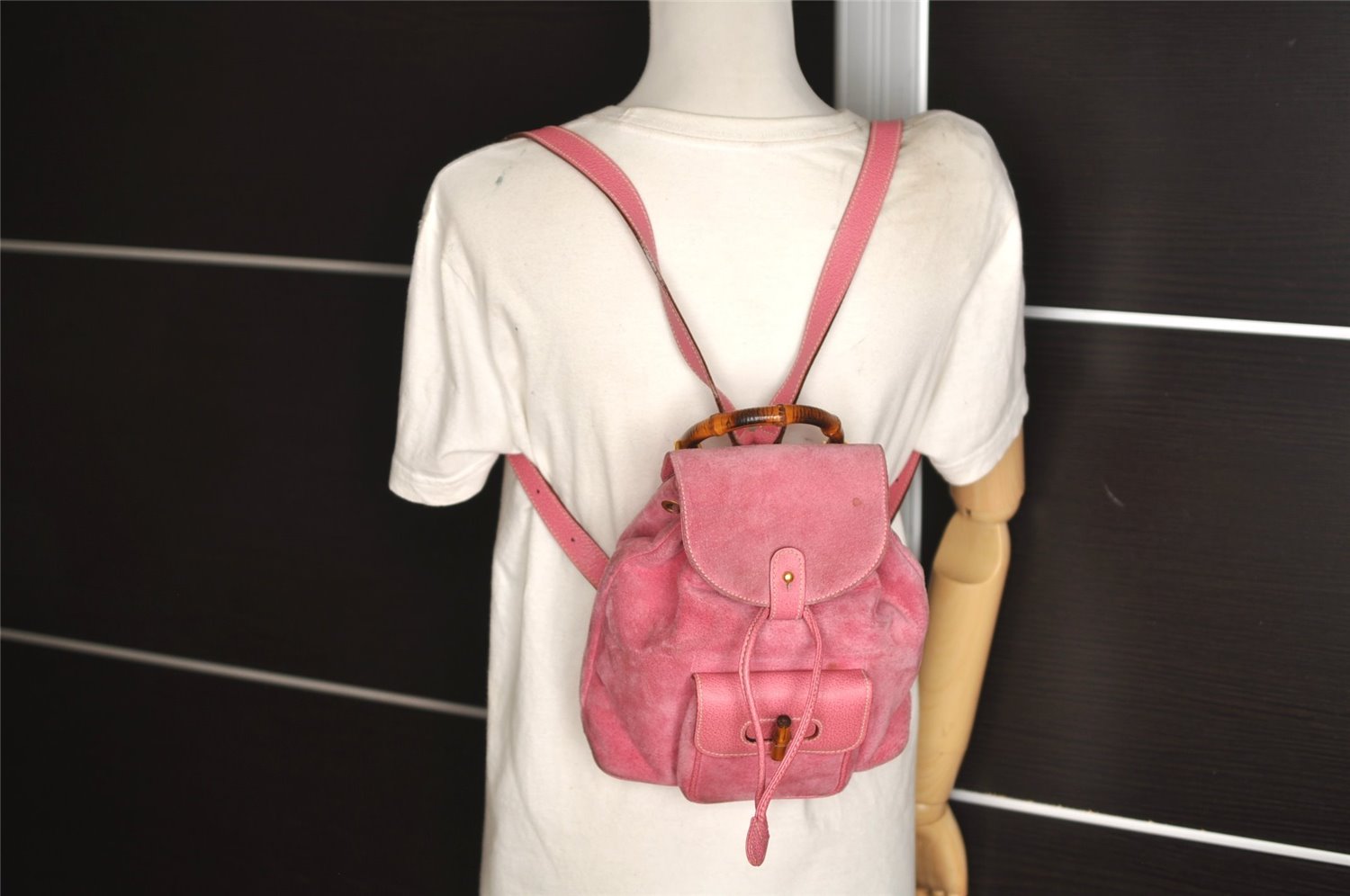 Authentic GUCCI Vintage Bamboo Drawstring Backpack Suede Leather Pink 6632J