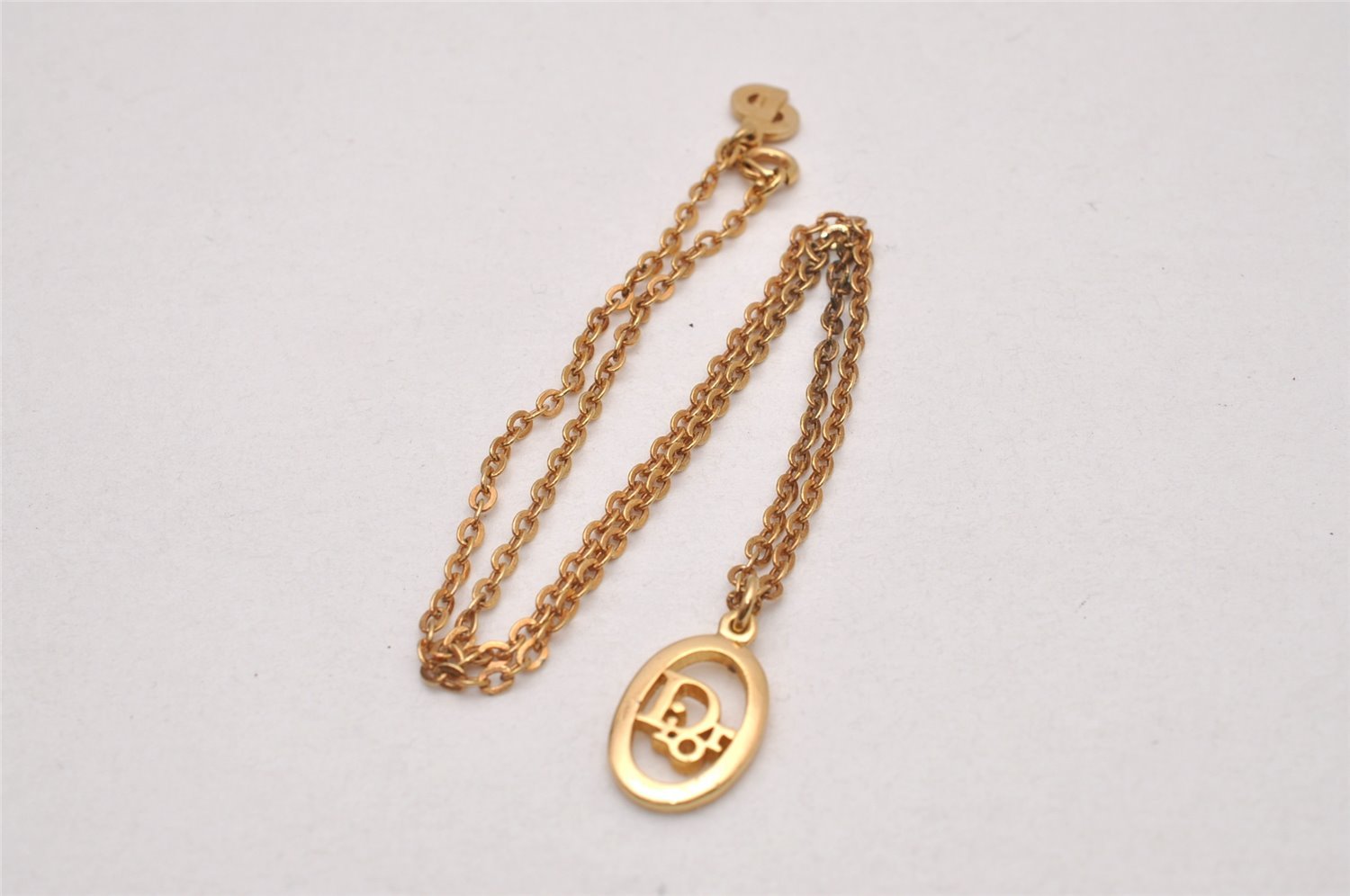 Authentic Christian Dior Gold Tone Chain Pendant Necklace CD 6638I