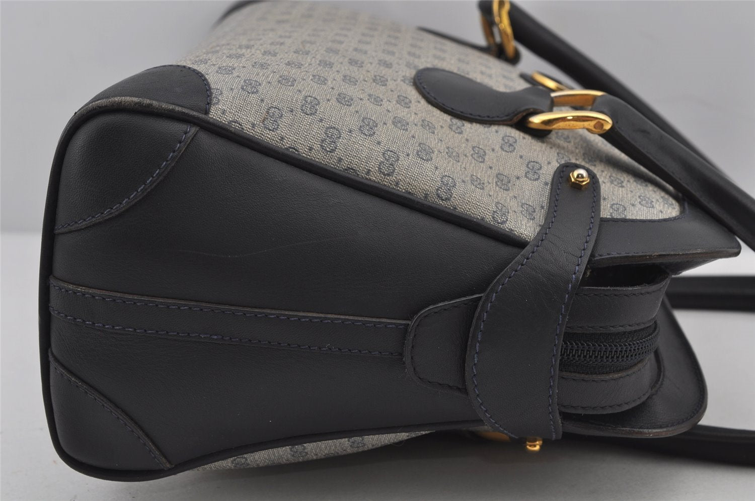 Authentic GUCCI Vintage Micro GG PVC Leather Hand Bag Purse Navy Blue Junk 6638J