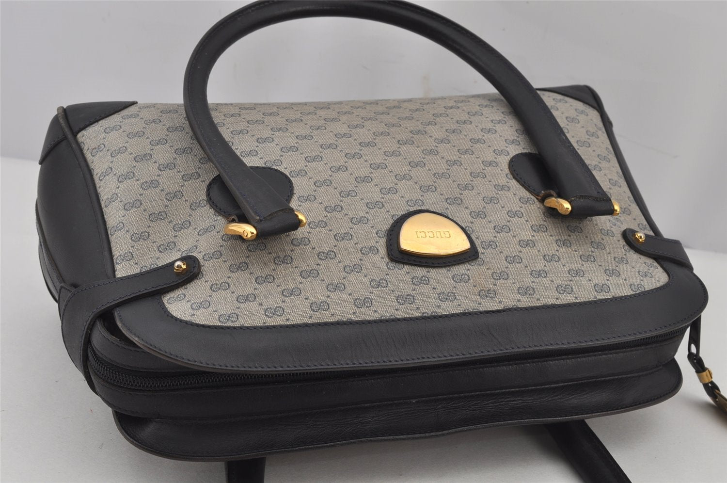 Authentic GUCCI Vintage Micro GG PVC Leather Hand Bag Purse Navy Blue Junk 6638J