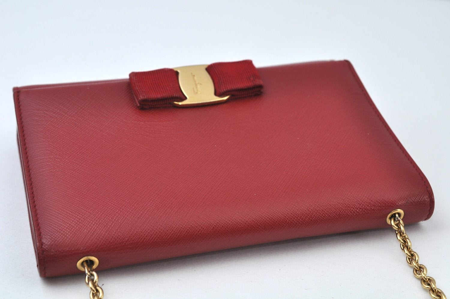 Authentic Salvatore Ferragamo Vara Ribbon Leather Chain Shoulder Bag Red 6642I