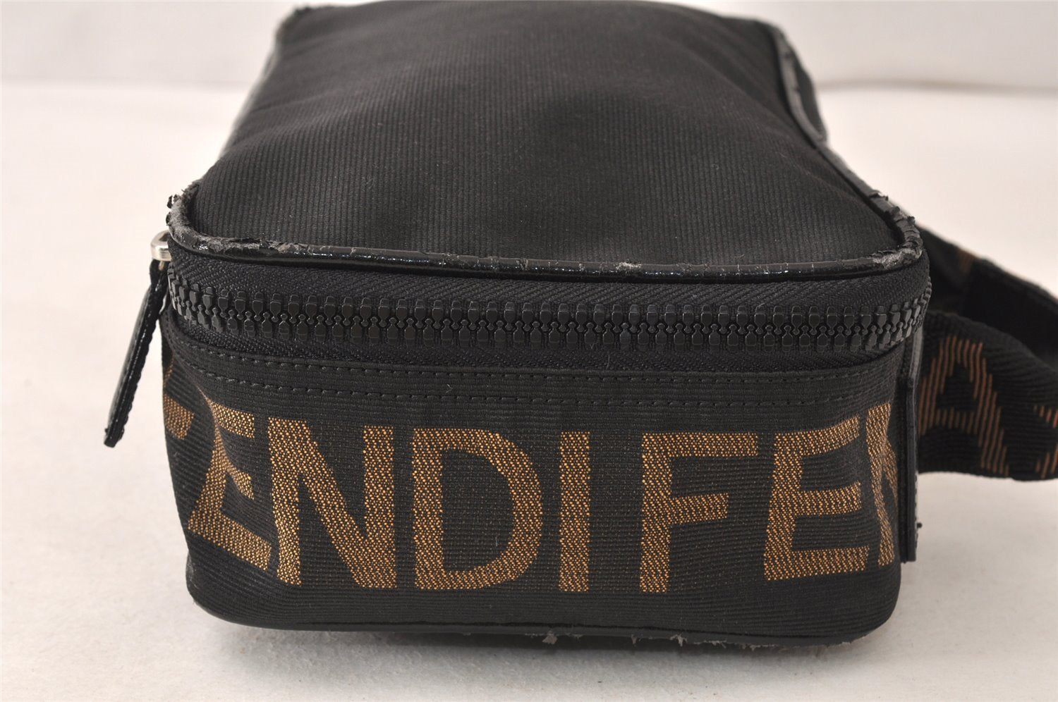 Authentic FENDI Vintage Hand Bag Purse Nylon Leather Black 6645K