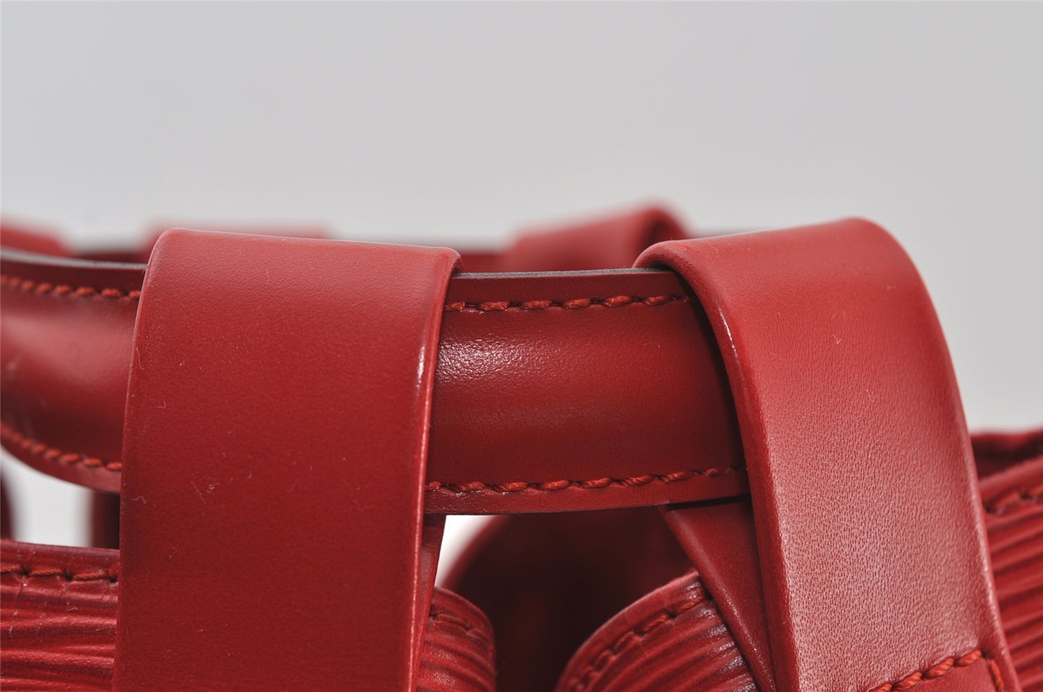 Authentic Louis Vuitton Epi Randonnee PM Shoulder Bag Red LV 6651I