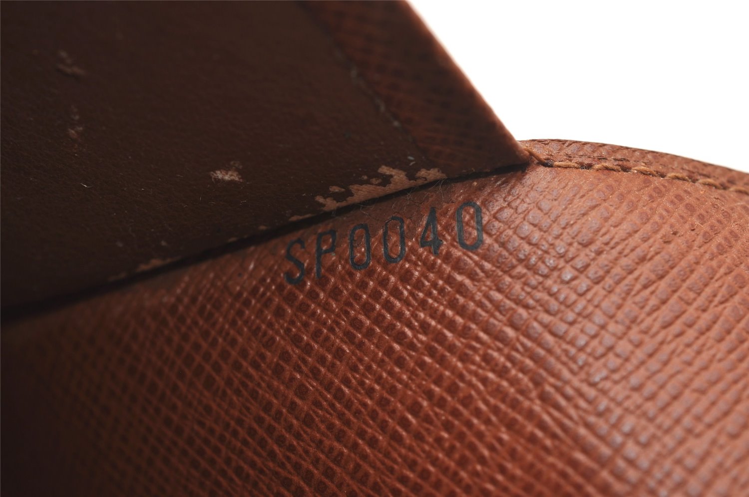 Authentic Louis Vuitton Monogram Agenda MM Notebook Cover R20004 LV 6656J