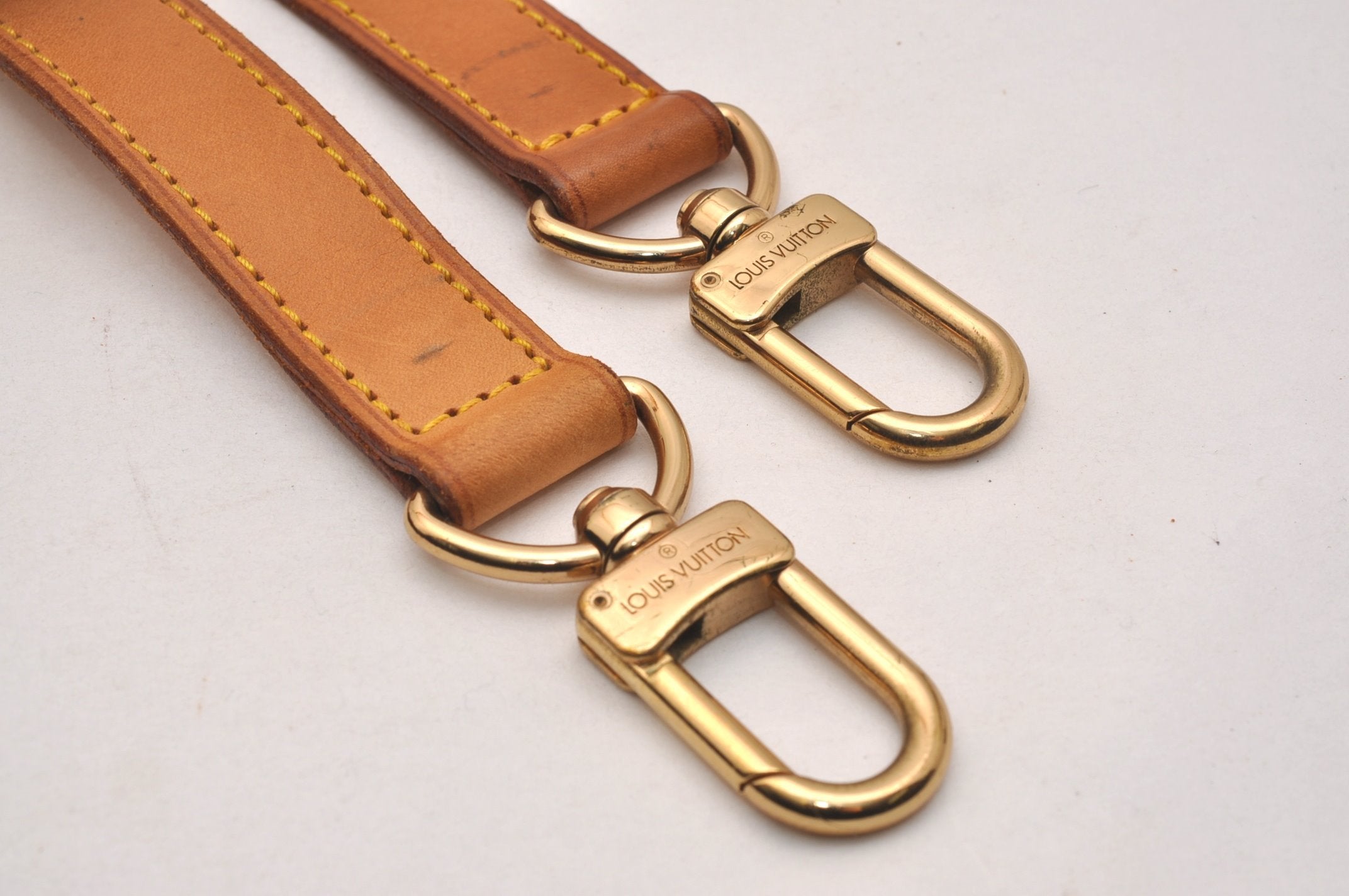 Authentic Louis Vuitton Leather Shoulder Strap Beige 36.2-43.3