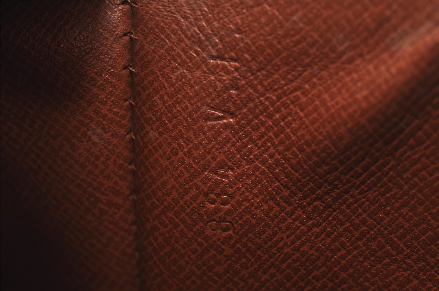 Authentic Louis Vuitton Monogram Saint Cloud GM M51242 Shoulder Cross Bag 6663I