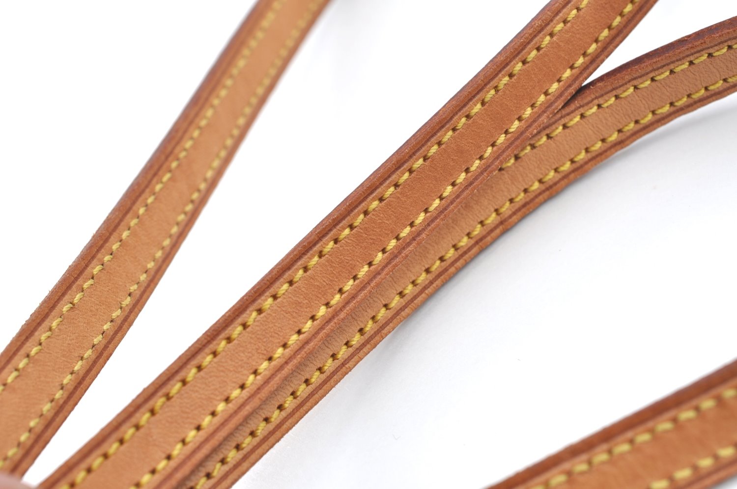 Authentic Louis Vuitton Leather Shoulder Strap Beige 47.6