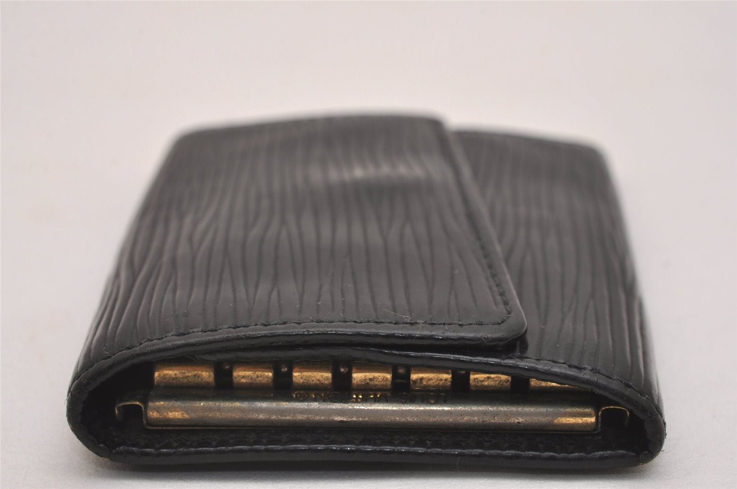 Authentic Louis Vuitton Epi Multicles 6 Key Case Black M63812 LV 6670J