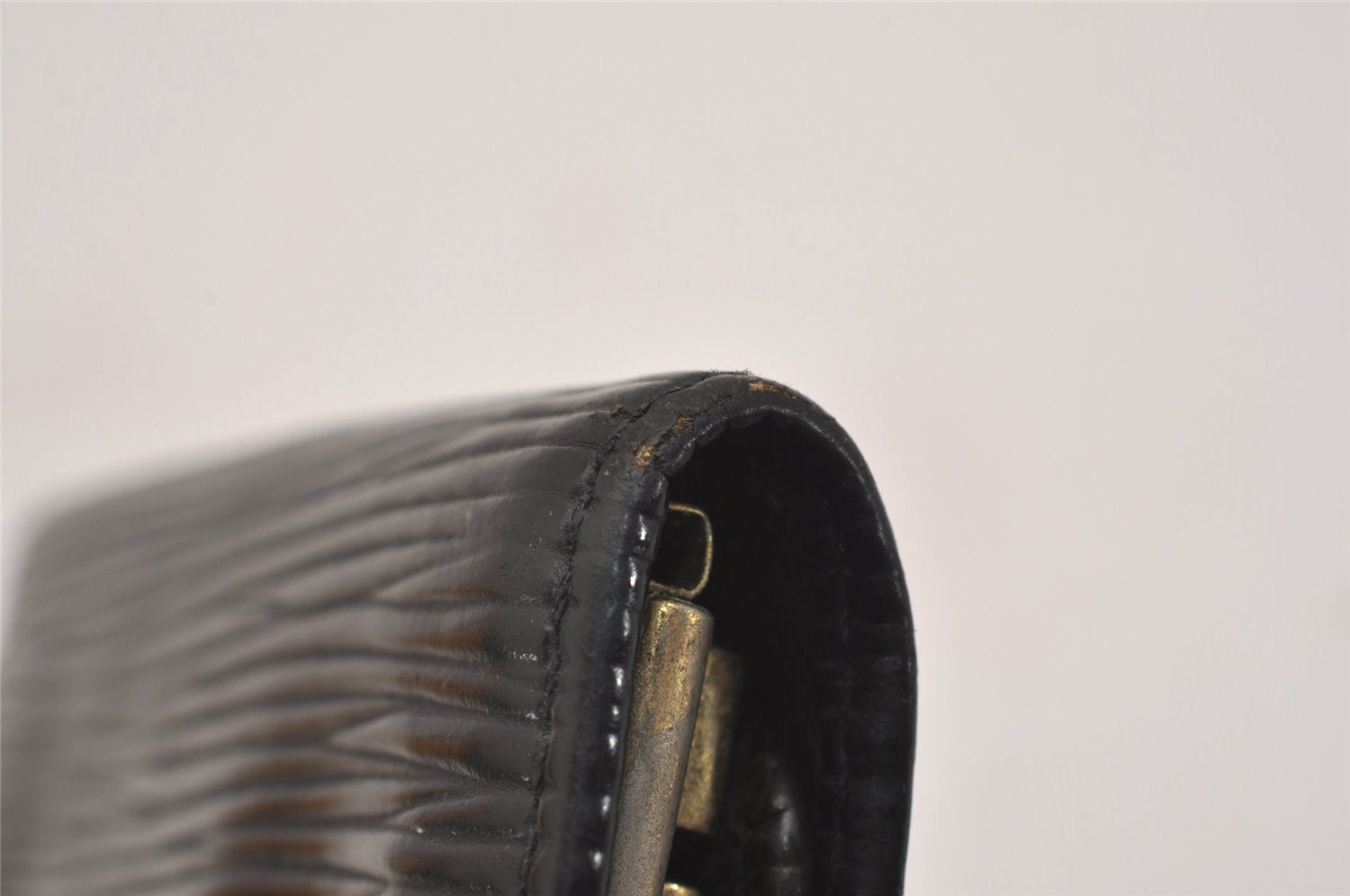 Authentic Louis Vuitton Epi Multicles 6 Key Case Black M63812 LV 6670J