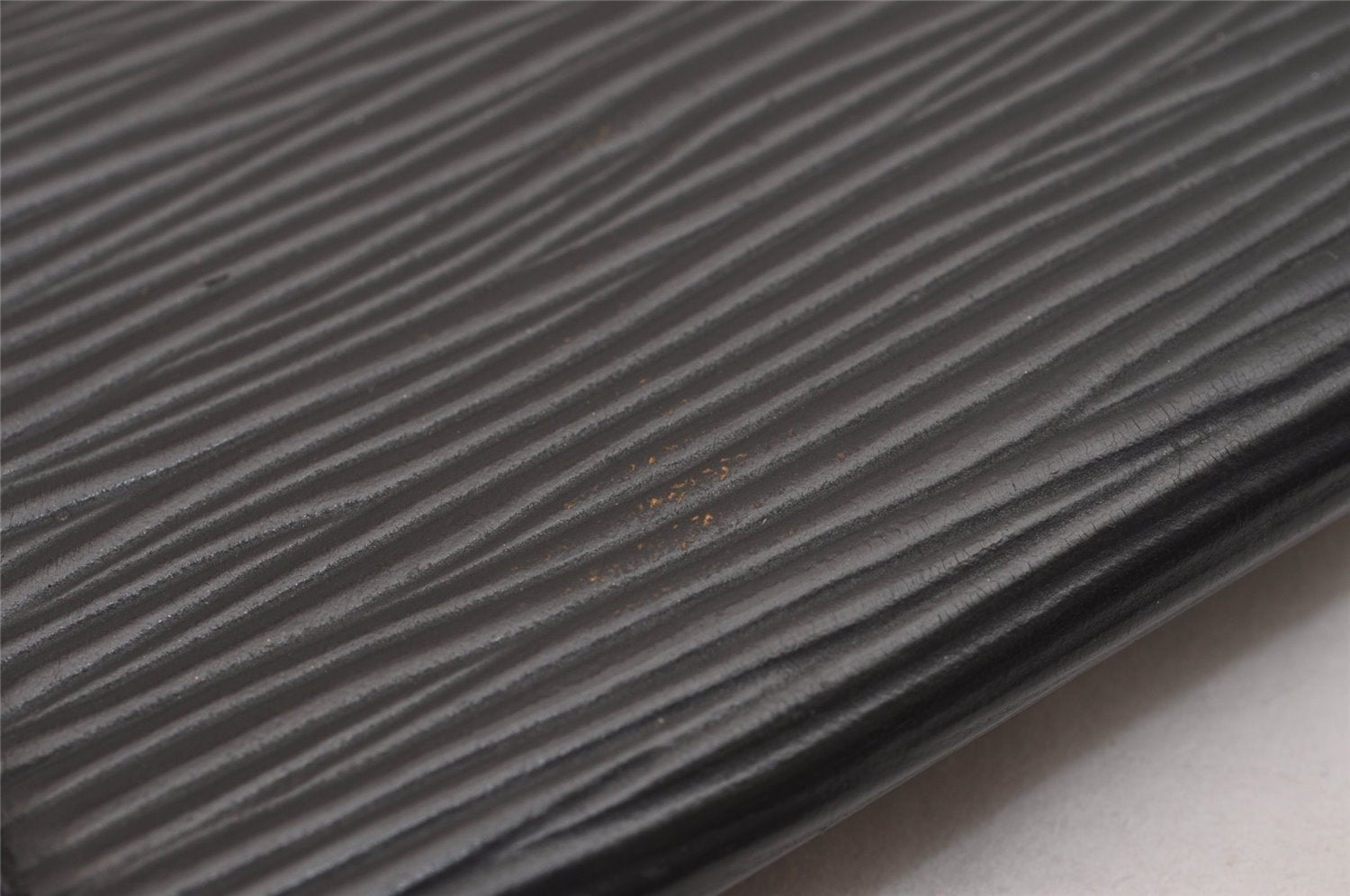 Authentic Louis Vuitton Epi Multicles 6 Key Case Black M63812 LV 6670J