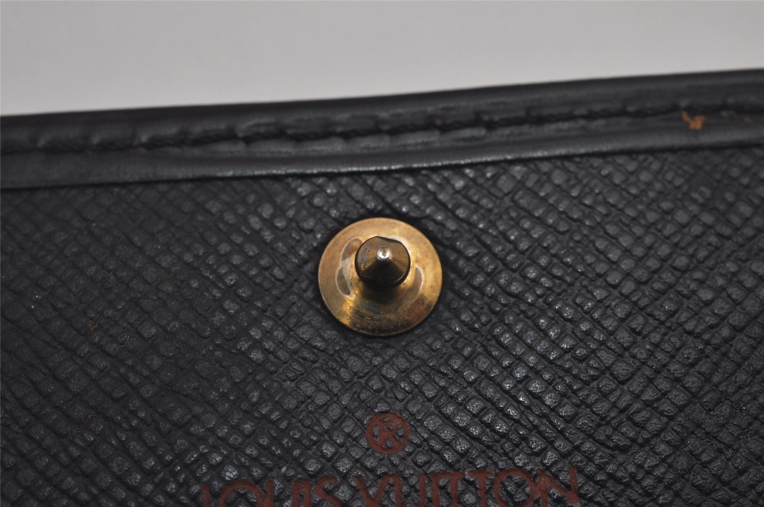 Authentic Louis Vuitton Epi Multicles 6 Key Case Black M63812 LV 6670J