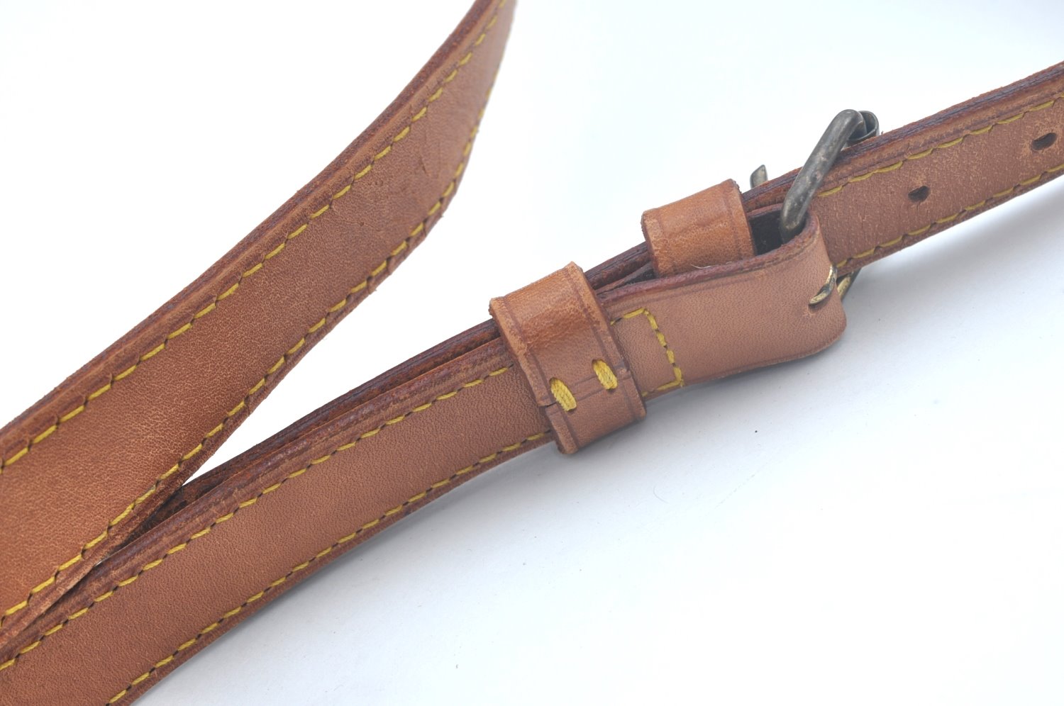 Authentic Louis Vuitton Leather Shoulder Strap Beige 40.2-46.9