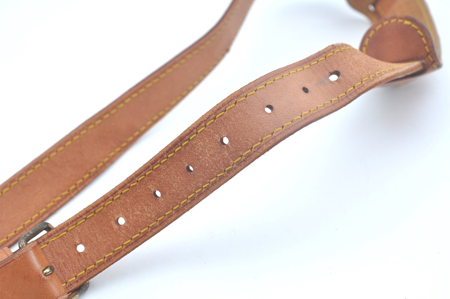 Authentic Louis Vuitton Leather Shoulder Strap Beige 40.2-46.9