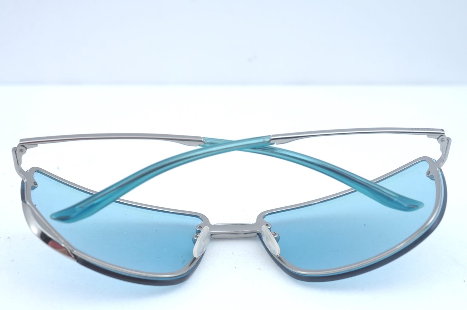 Authentic GUCCI Vintage Sunglasses GG 1692/S Titanium Plastic Blue Silver 6678J