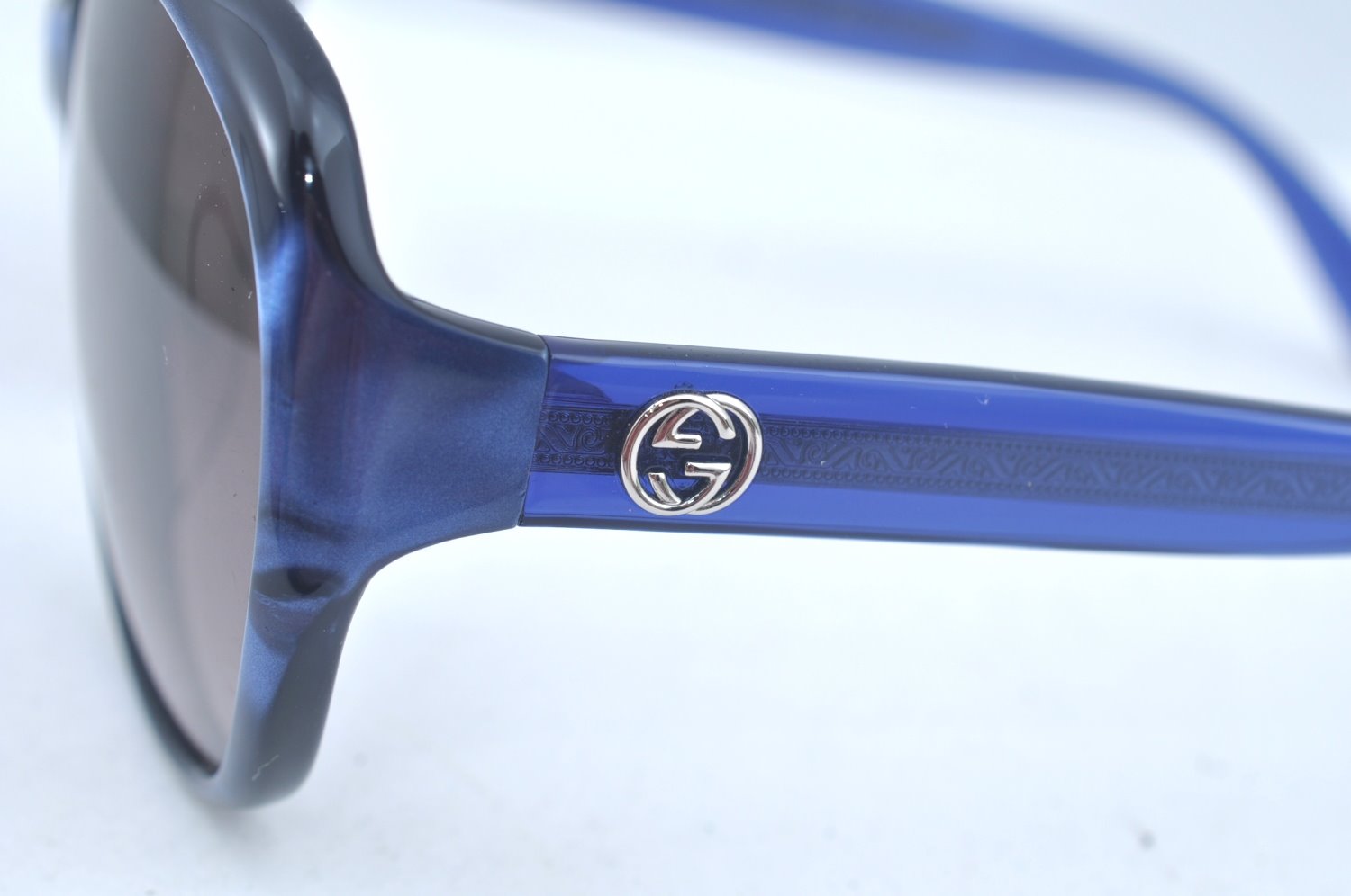 Authentic GUCCI Vintage Sunglasses GG 0080SK Plastic Blue 6679J
