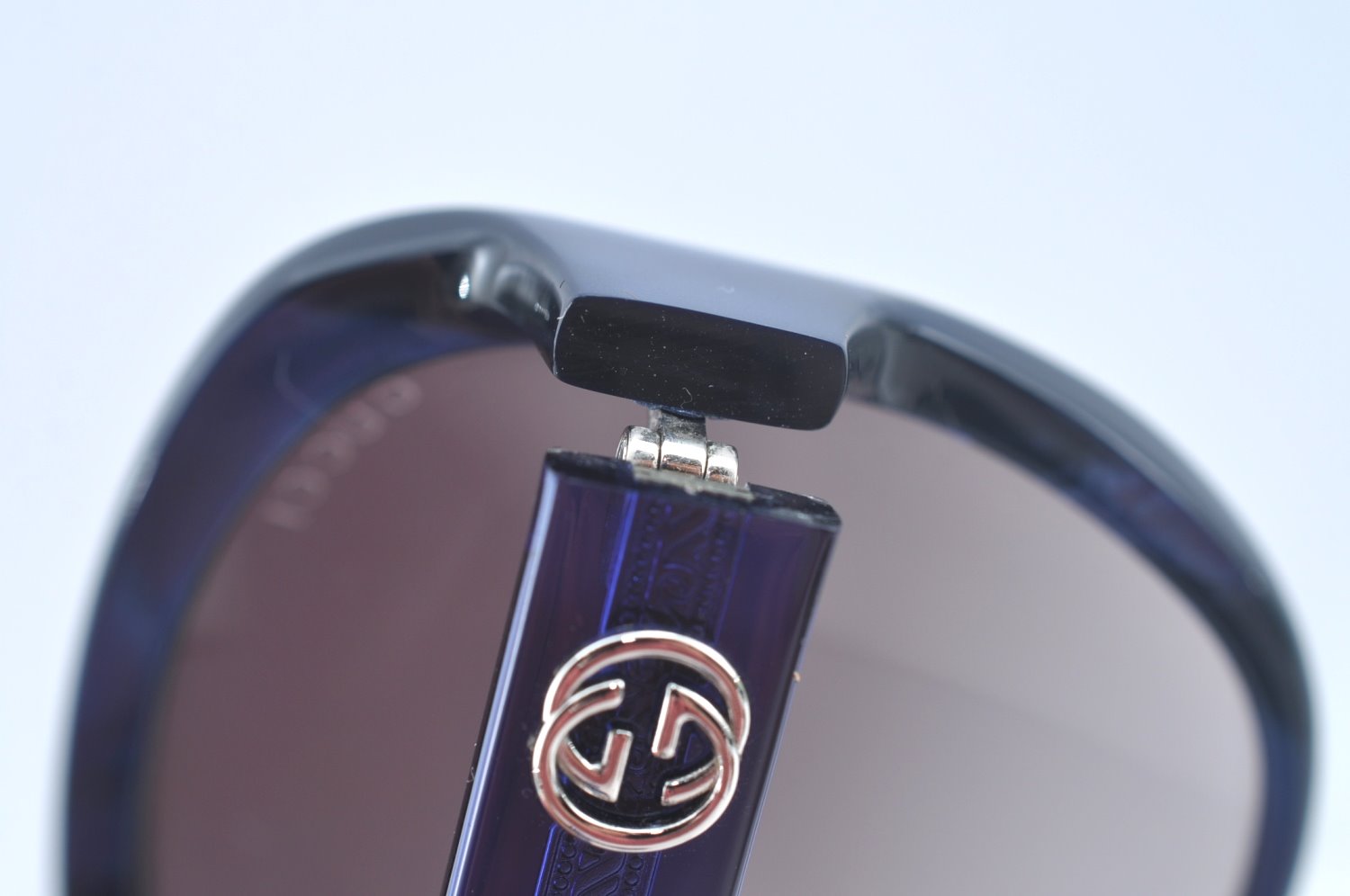 Authentic GUCCI Vintage Sunglasses GG 0080SK Plastic Blue 6679J