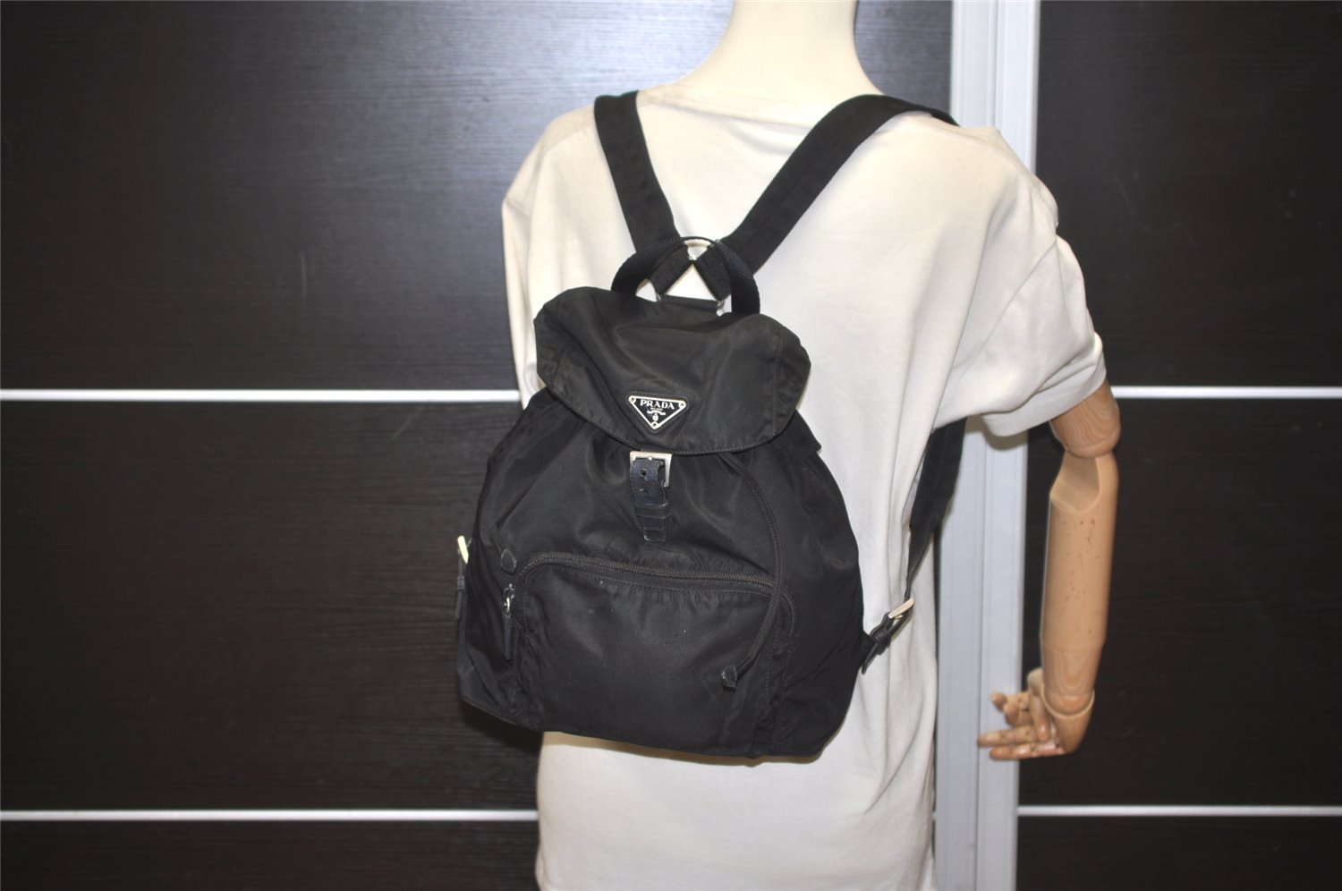 Authentic PRADA Vintage Nylon Tessuto Leather Drawstring Backpack Black 6680I