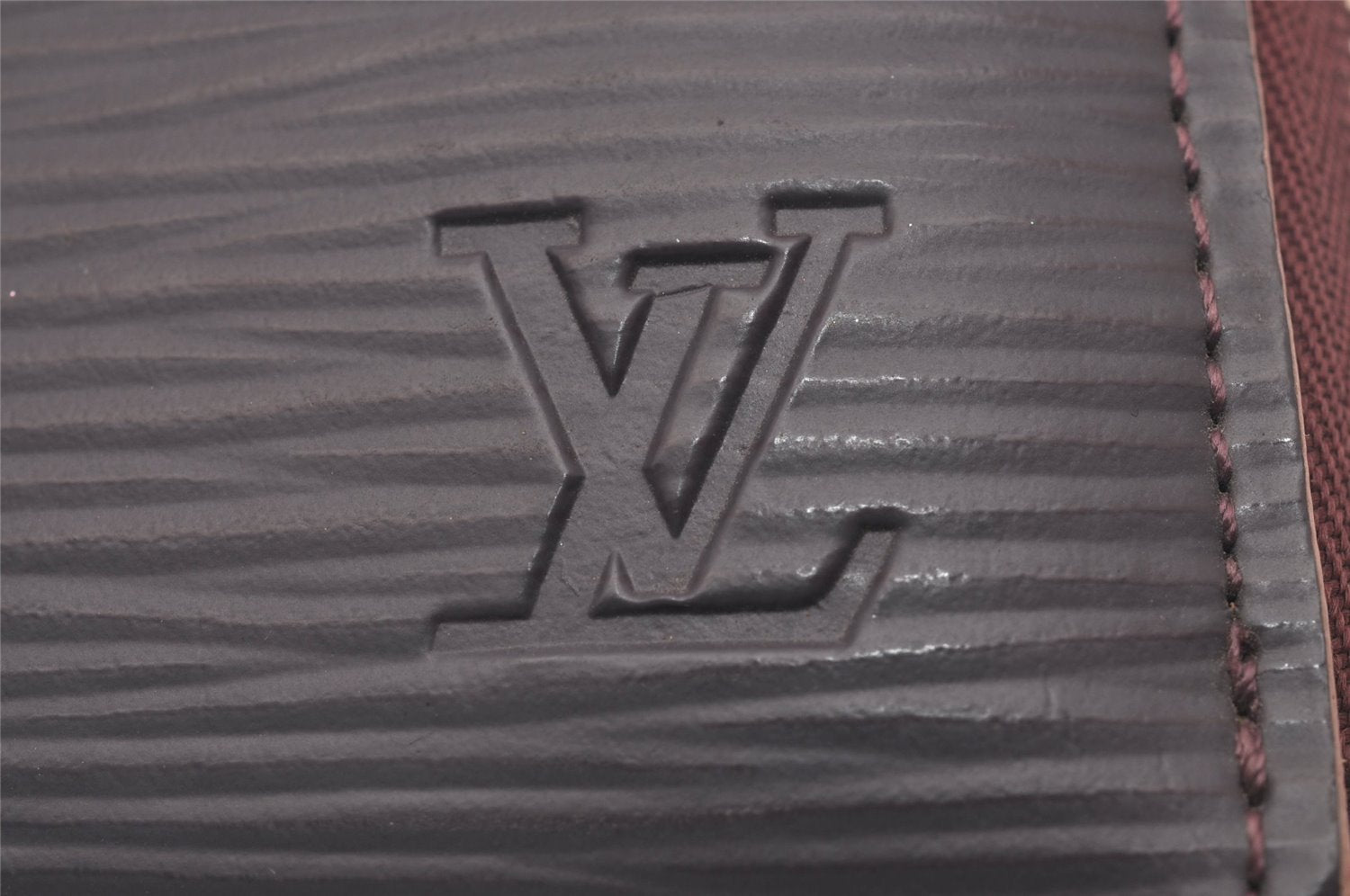 Authentic Louis Vuitton Epi Zippy Coin Purse Case Purple M6015K LV 6687J