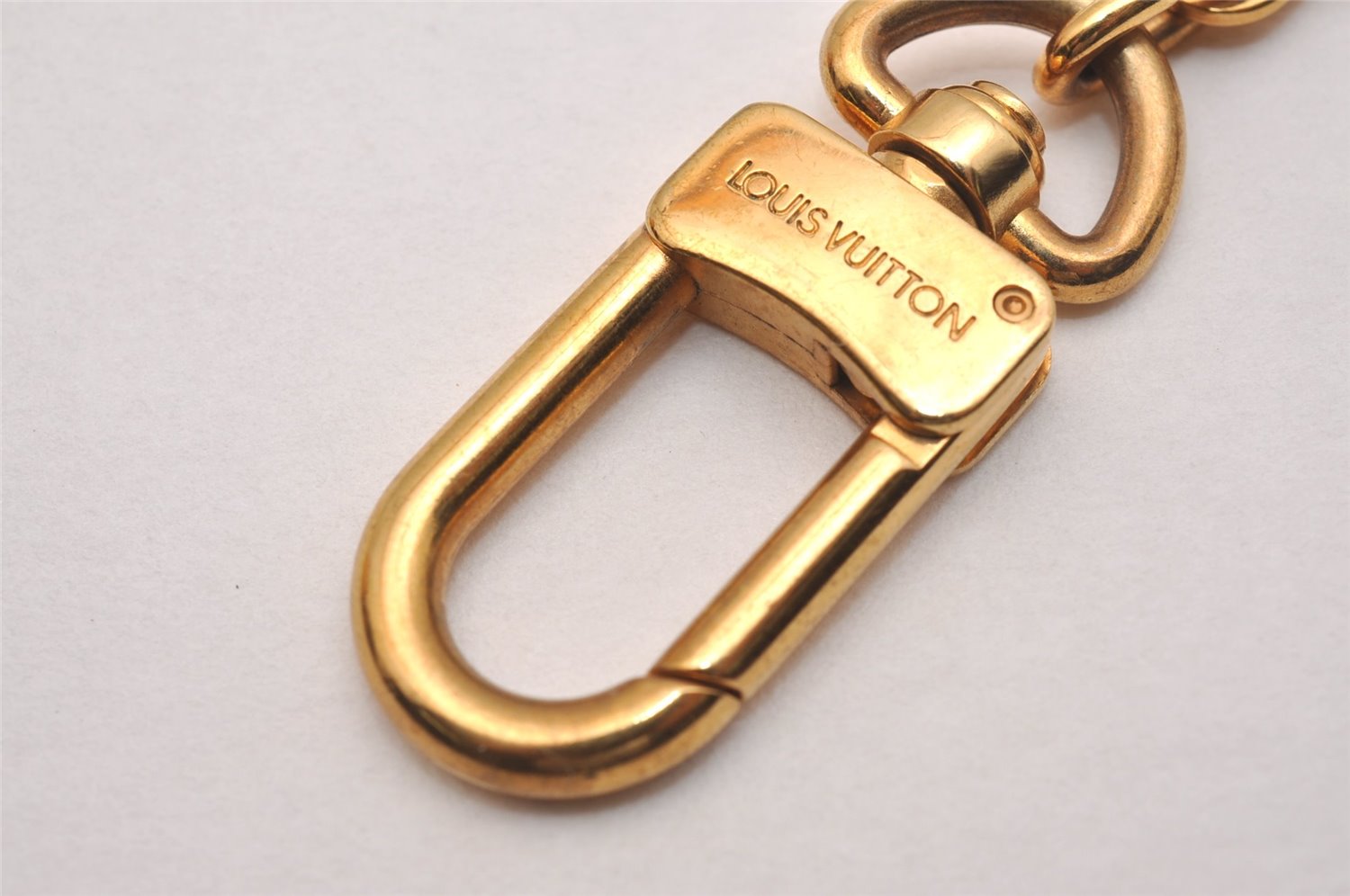 Authentic Louis Vuitton Charm Key Chain Anokre Gold M62698 LV 6696J