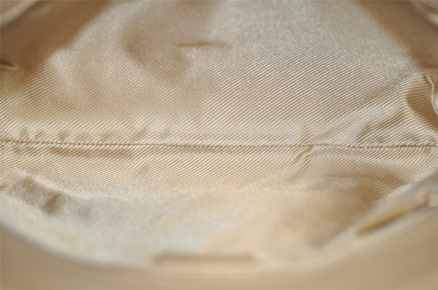 Authentic GUCCI Square GG Shoulder Bag Purse Suede Leather 0014147 Beige 6698I