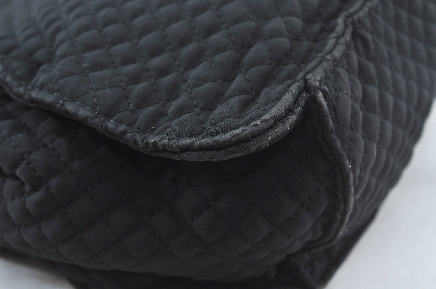 Authentic BOTTEGA VENETA Intrecciomirage Shoulder Bag Nylon Leather Black 6698J